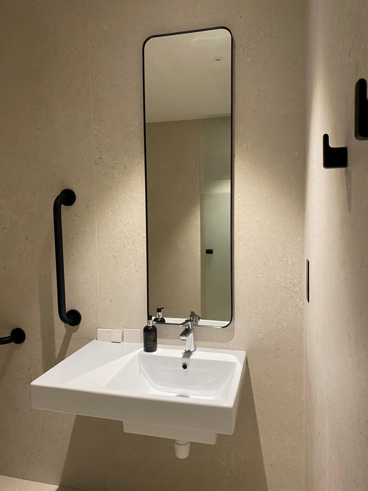 Twin Room Disability Access
