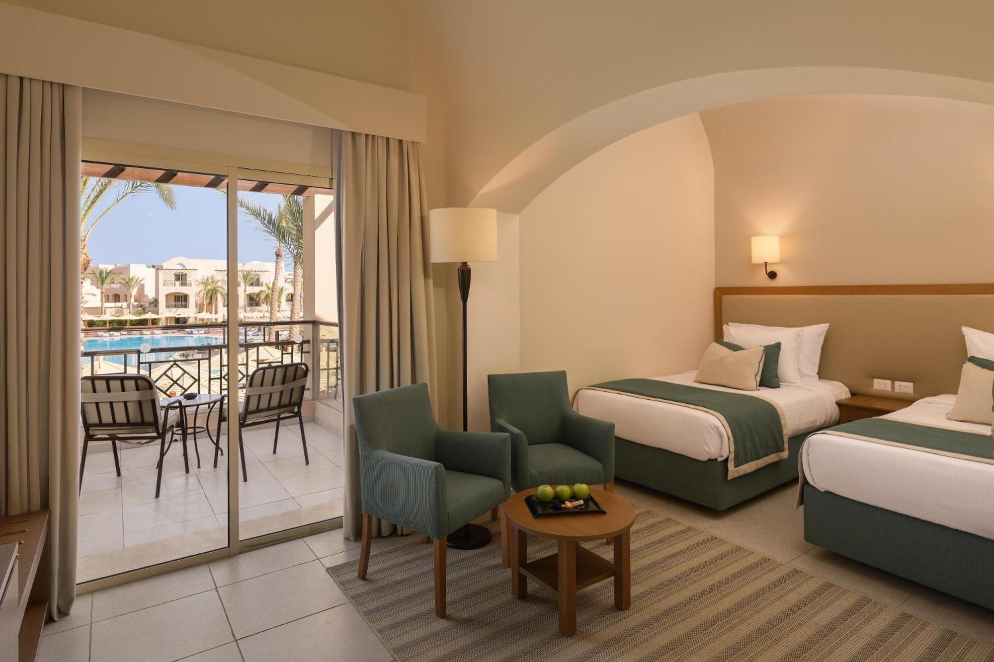 Superior Queen or Twin Room Pool View