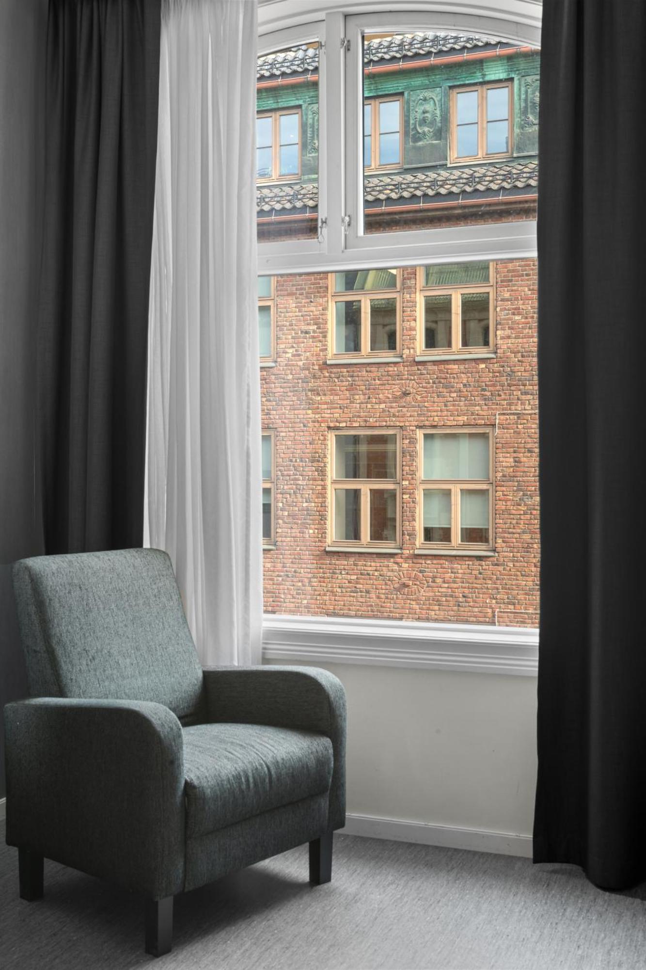 Bed 4-Bed Mixed Dormitory Room