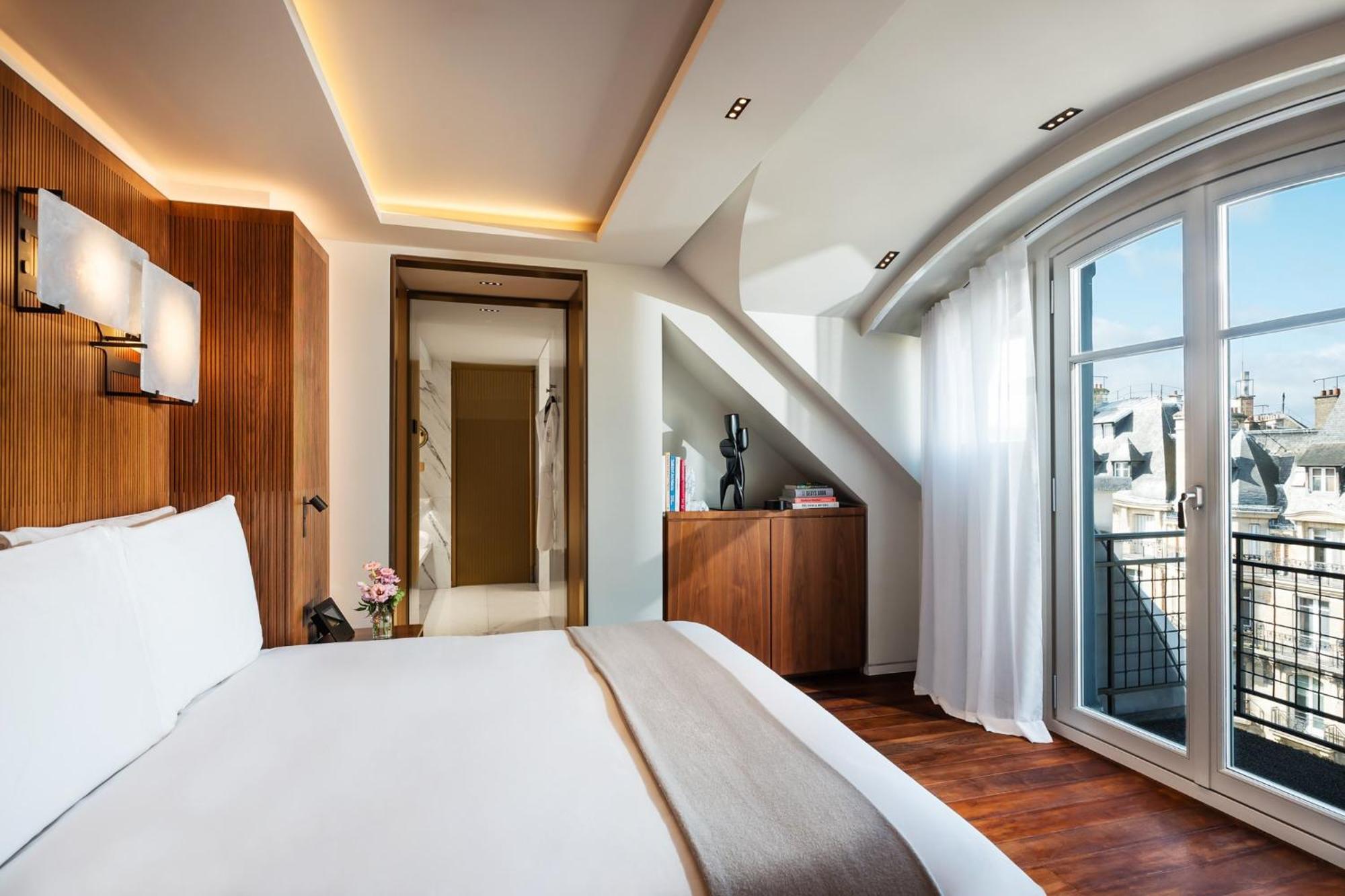 Amour Suite