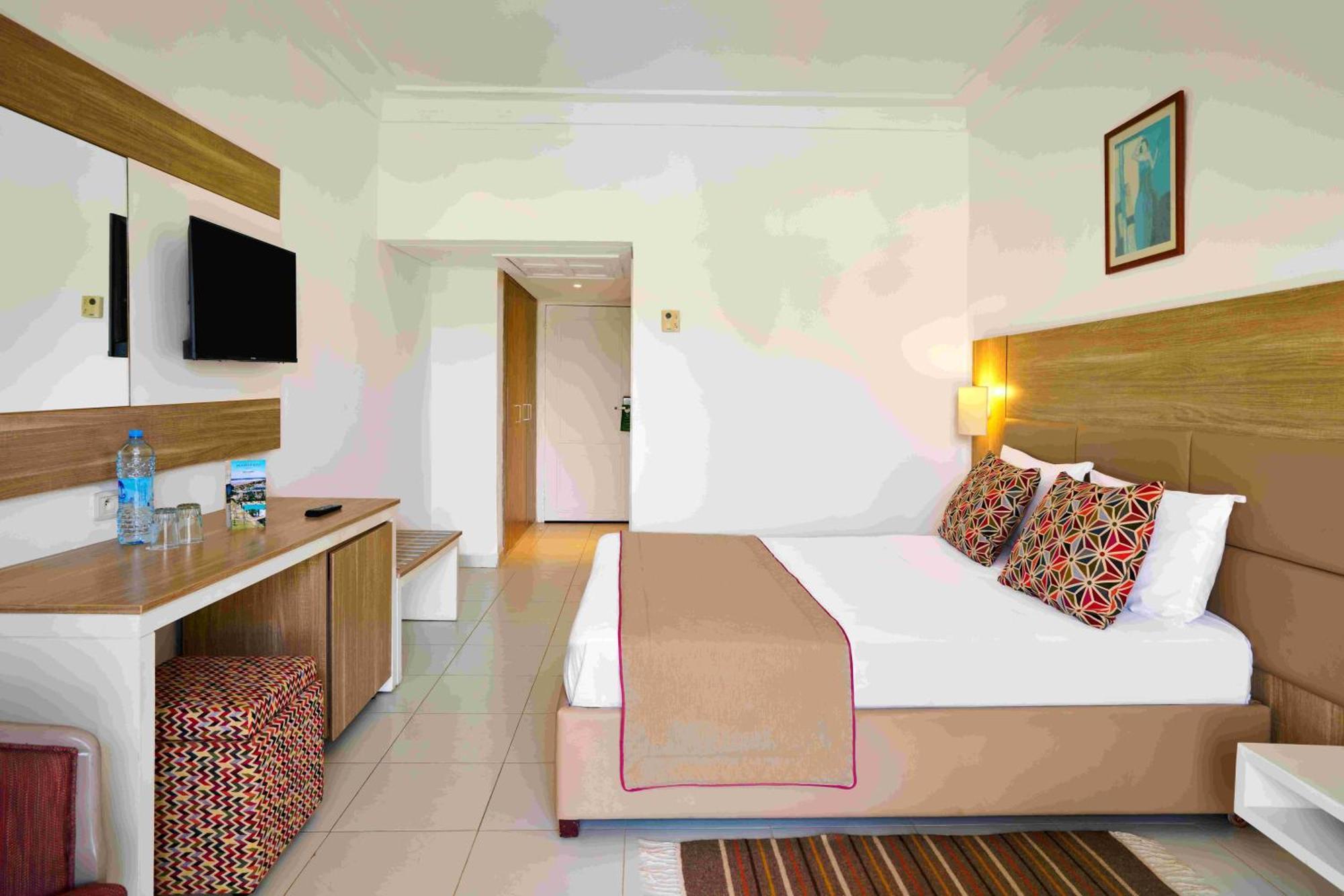 Double Room with Pool View,1662398971:JPEG