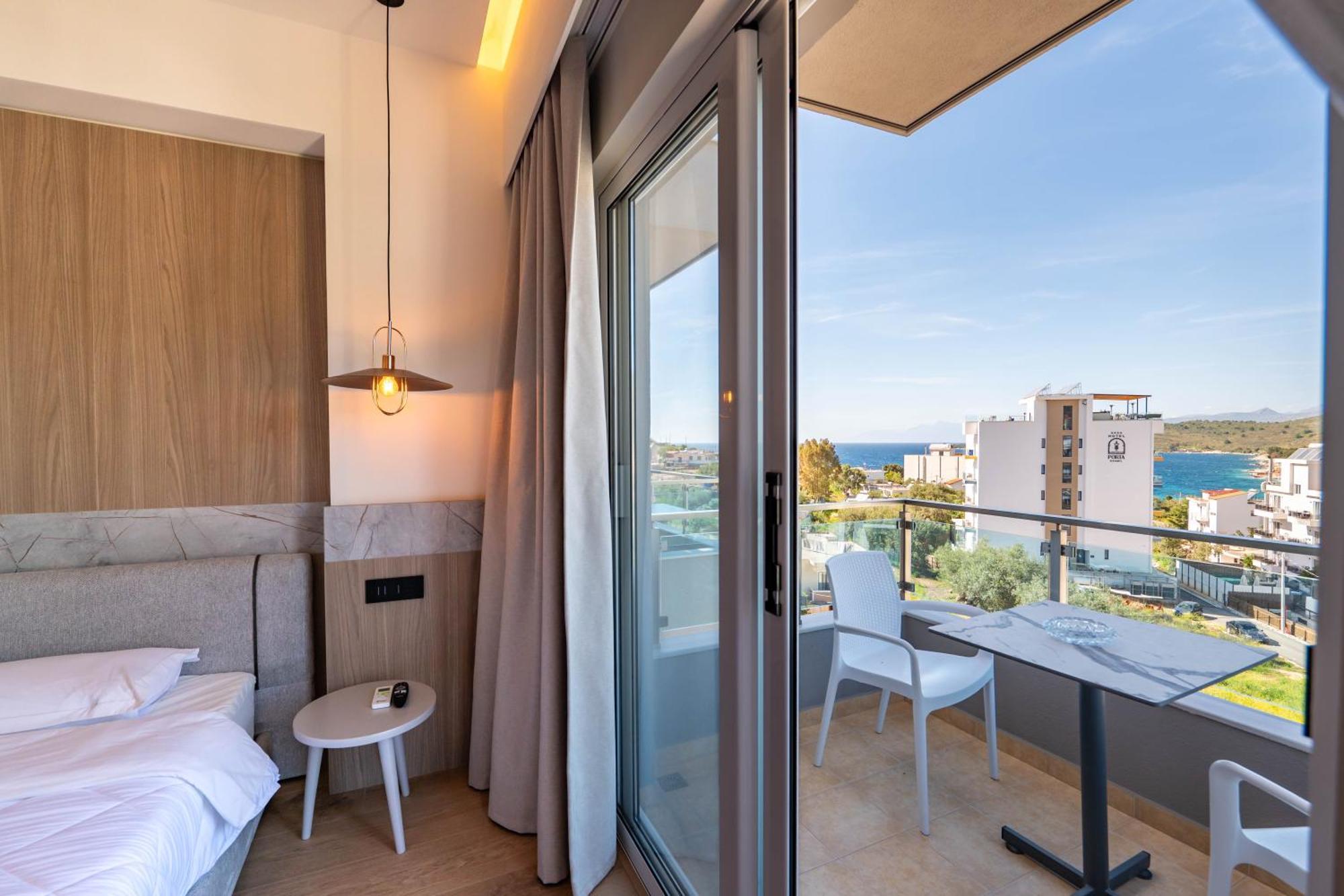 Deluxe Quadruple Room Sea View