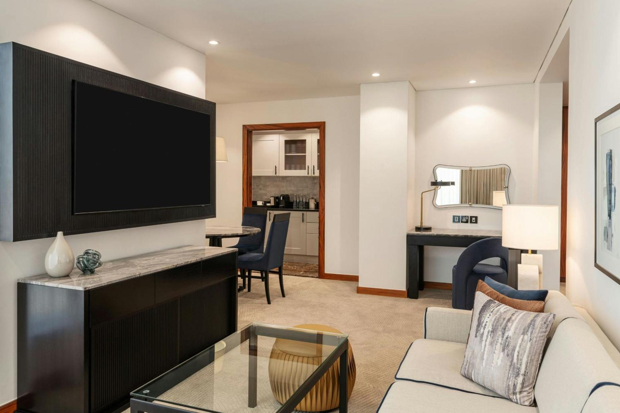 Superior Deluxe Suite 1 Bedroom Suite Airport Transfers Complimentary Resort Beach & Pool Access 1 King