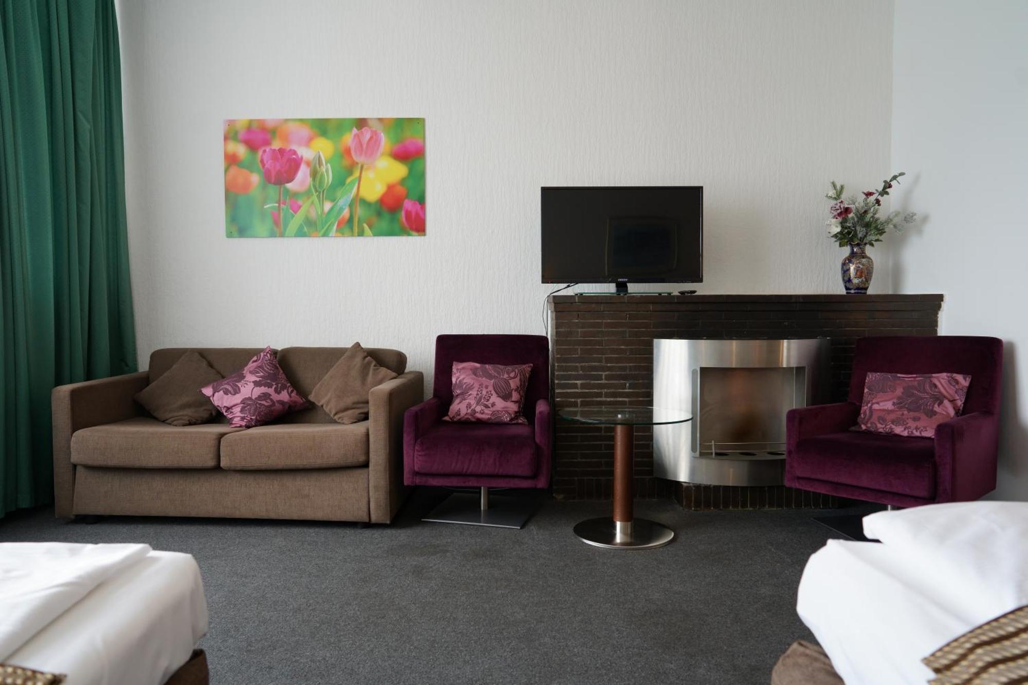 Quadruple Room,1667425293:JPEG