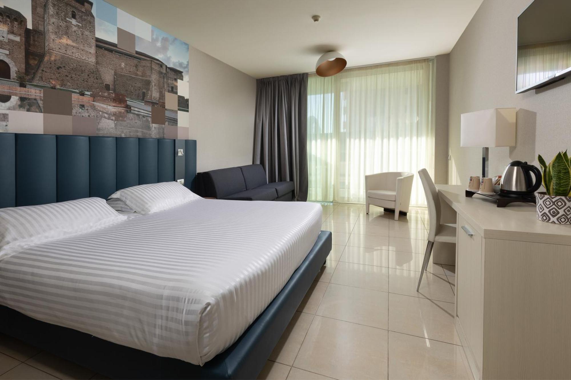 Superior Double Room with Sofa Bed and Balcony with Side Sea View,1717025009:JPEG