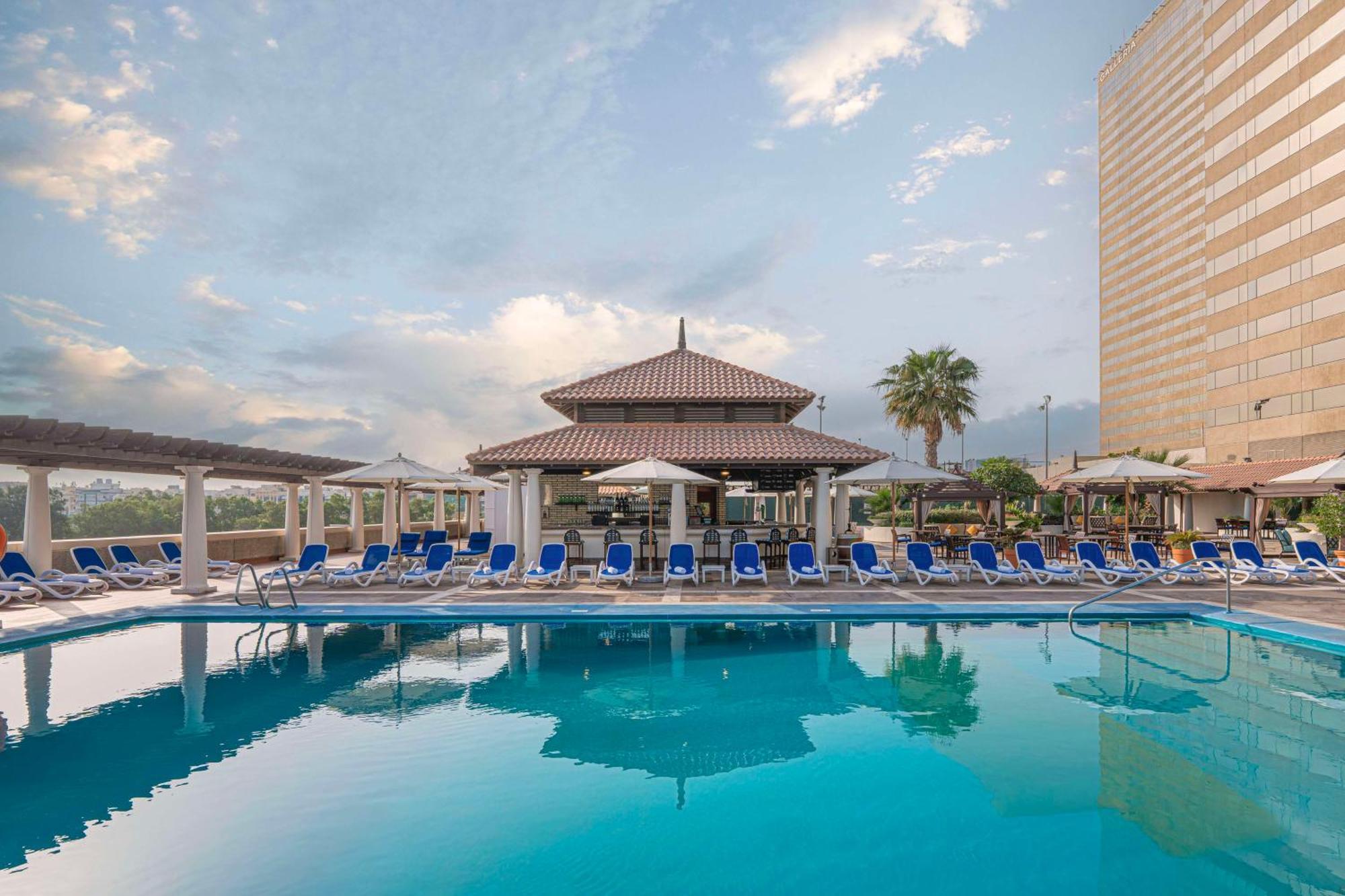 King or Twin Room Staycation & 45-min ice rink access