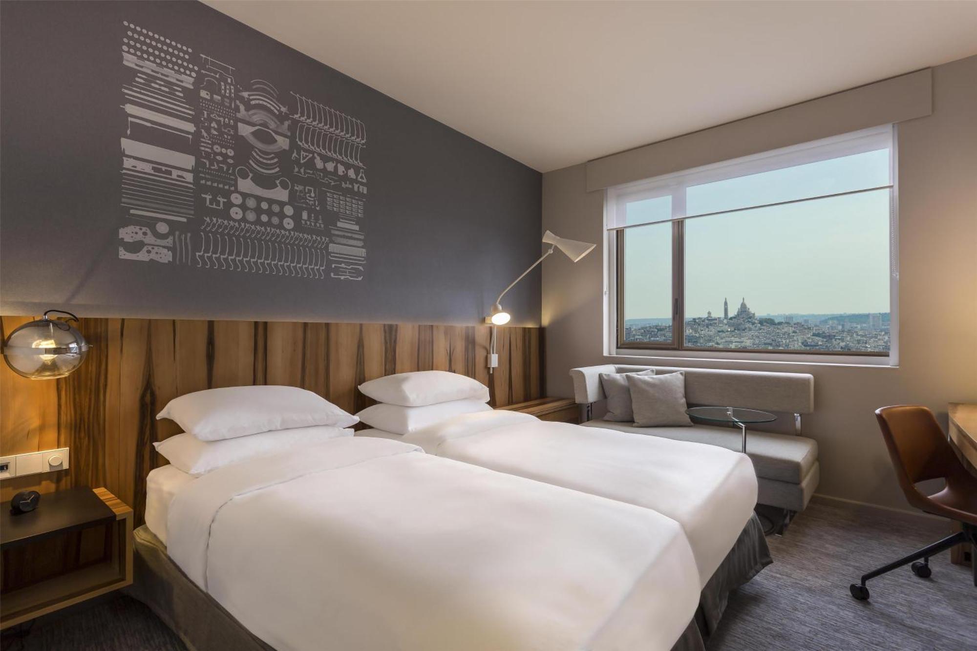 Deluxe Twin Room Montmartre View