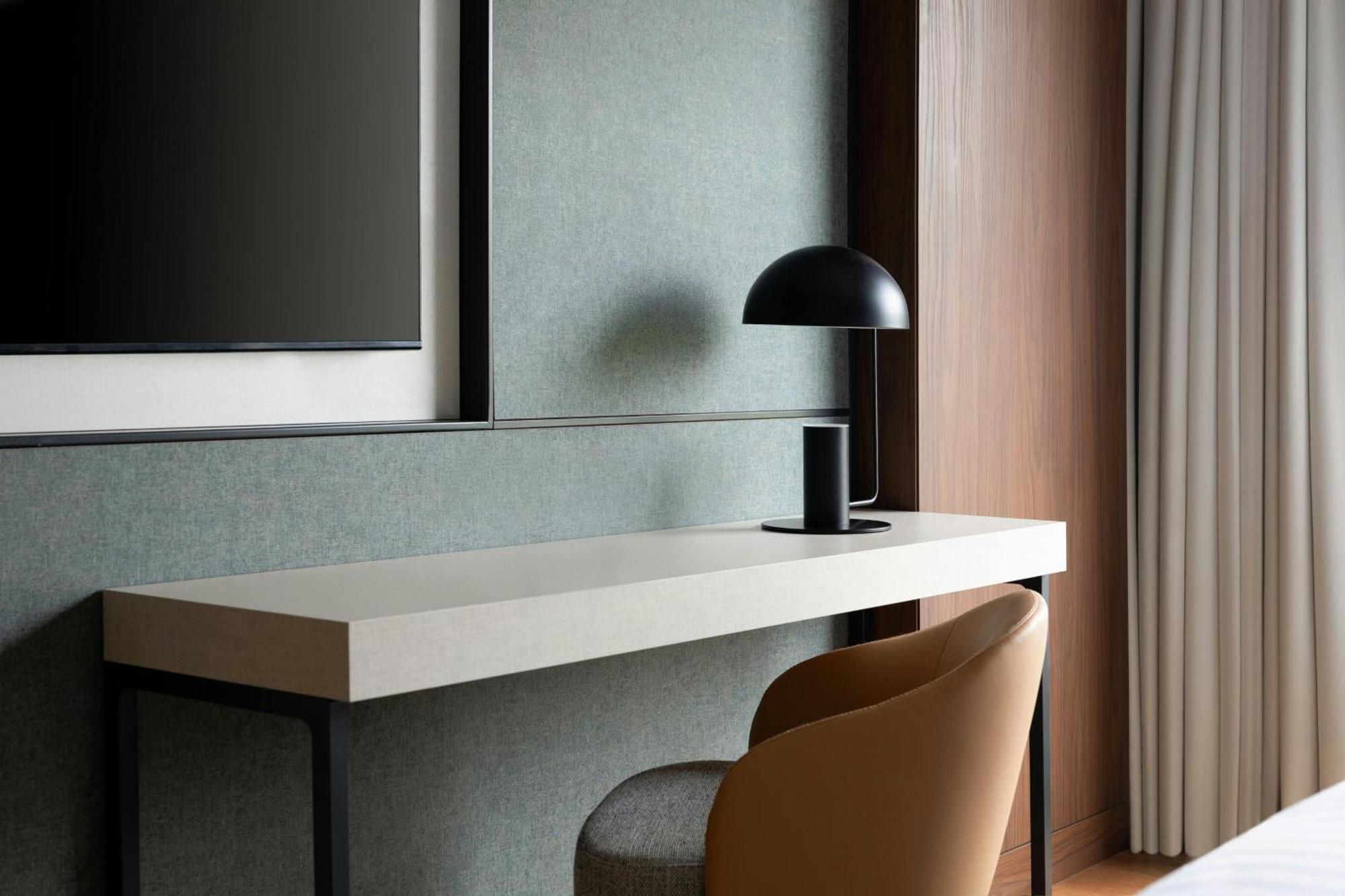 Deluxe King Room,1669009629:JPEG