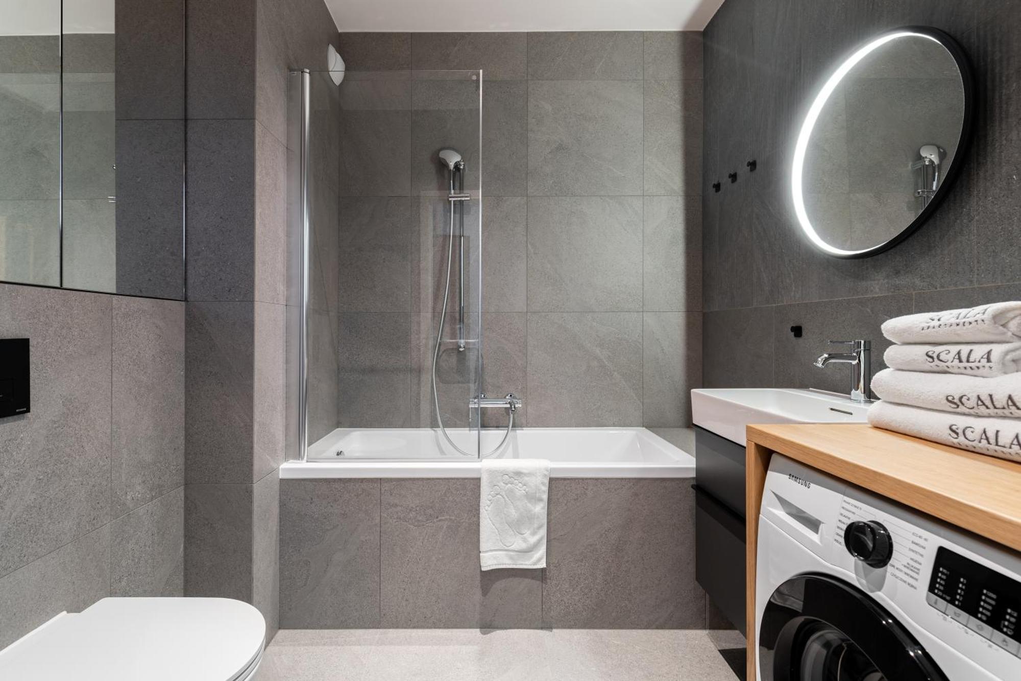 One-Bedroom Apartment,1669912636:JPEG