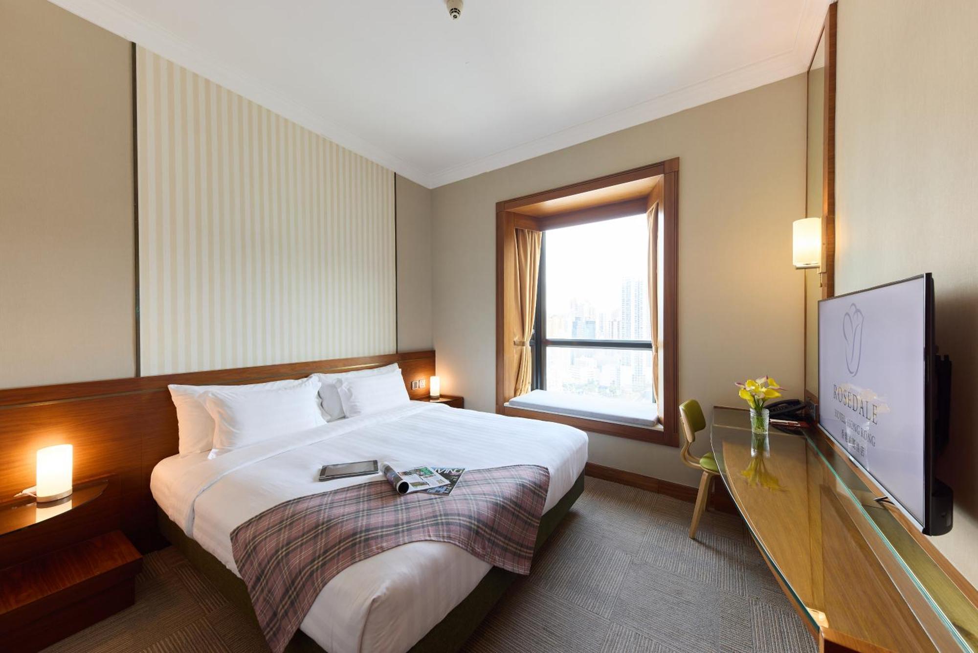 Executive Suite 25 – 32 or F