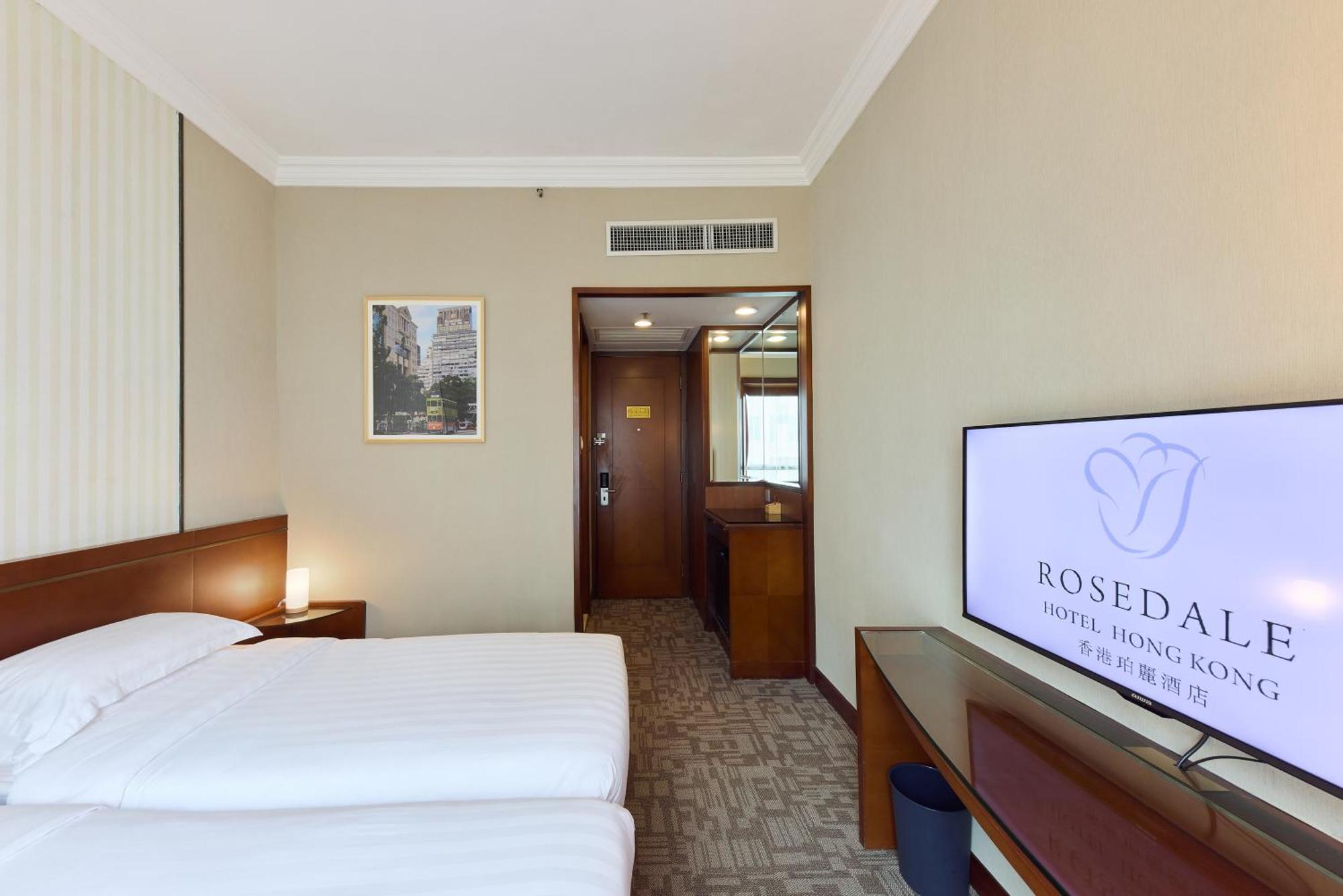 Deluxe Queen or Twin Room 11-23 or F