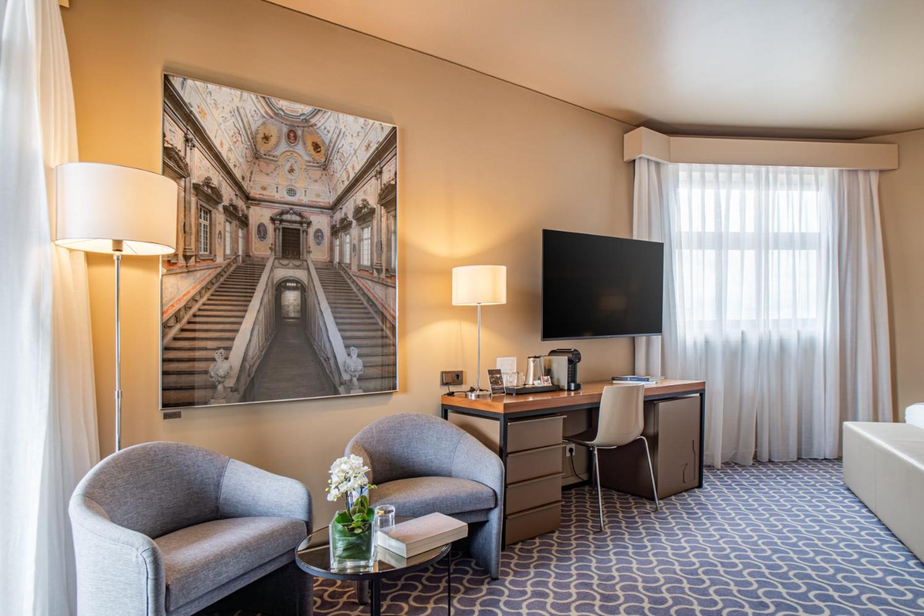 Comfort King Room