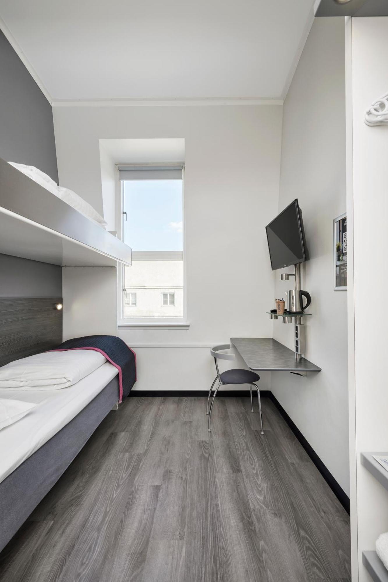 Economy Twin Room