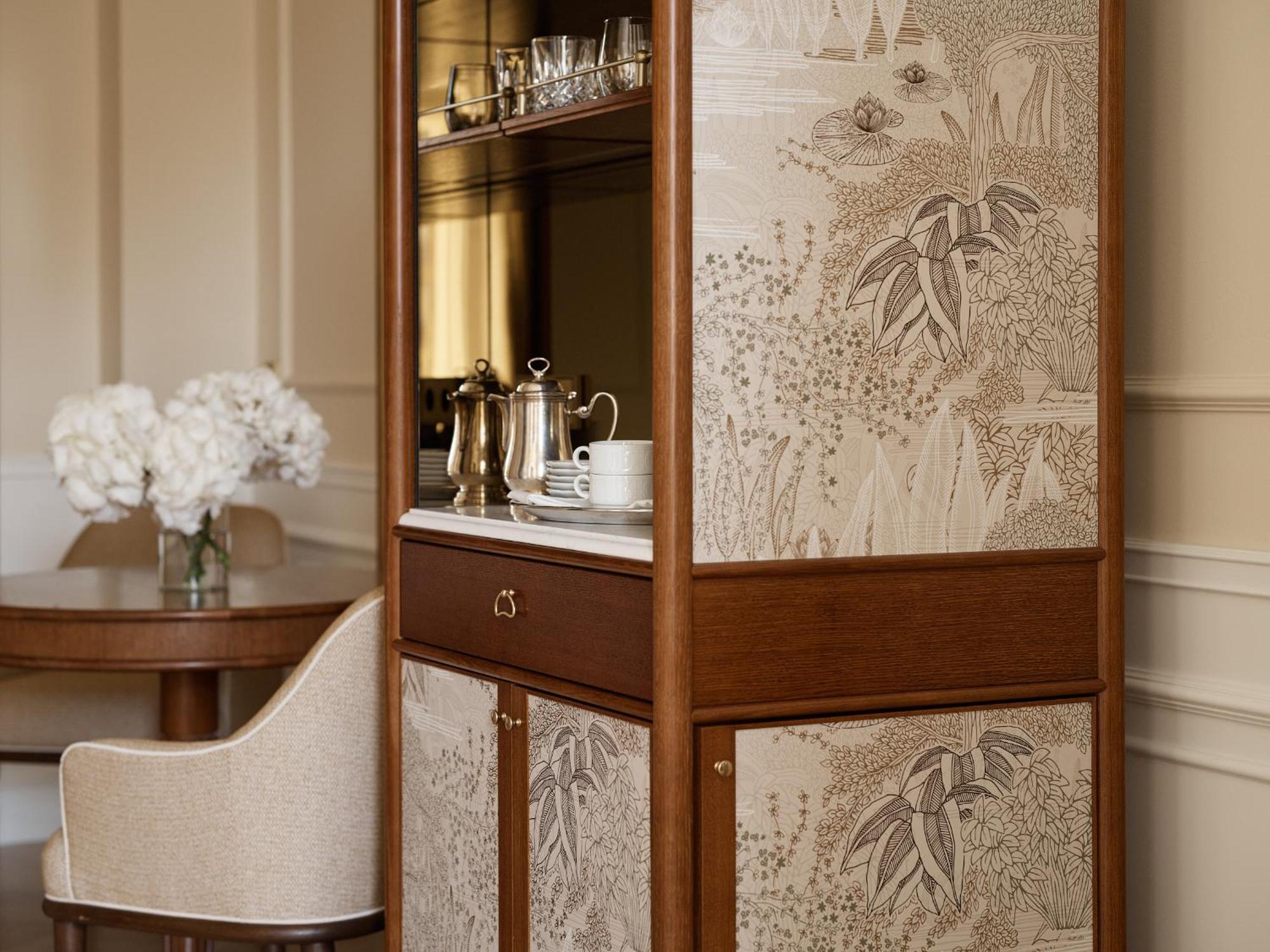 Executive Suite spa lounge access