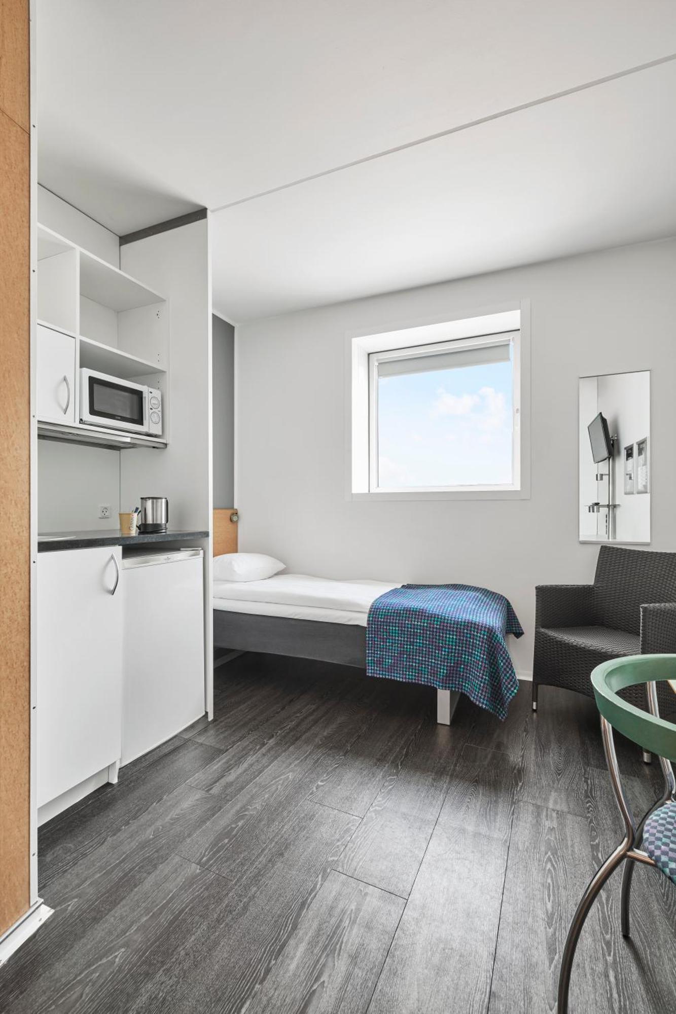 Captain Single Room