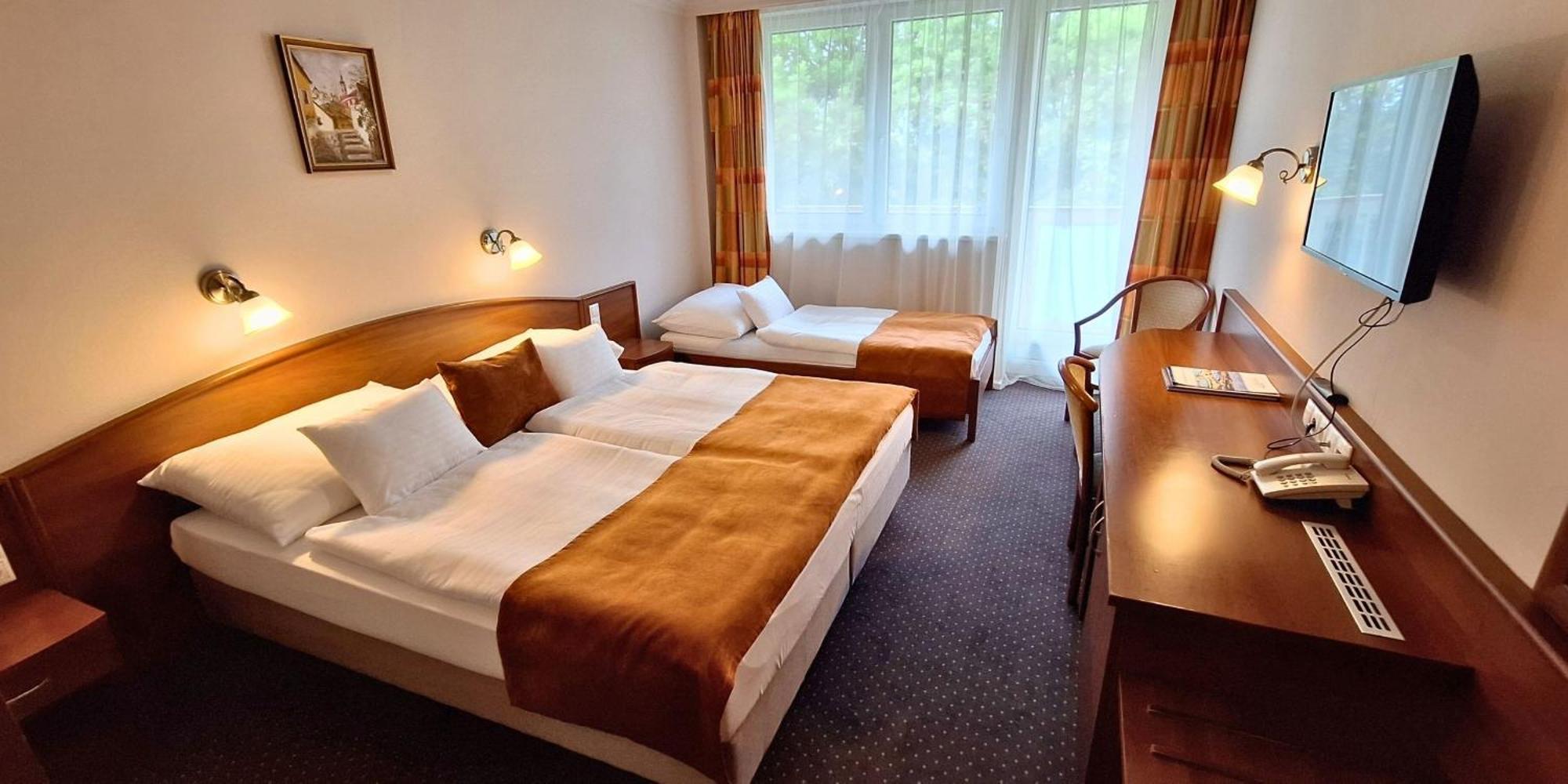 Double or Twin Room Balcony