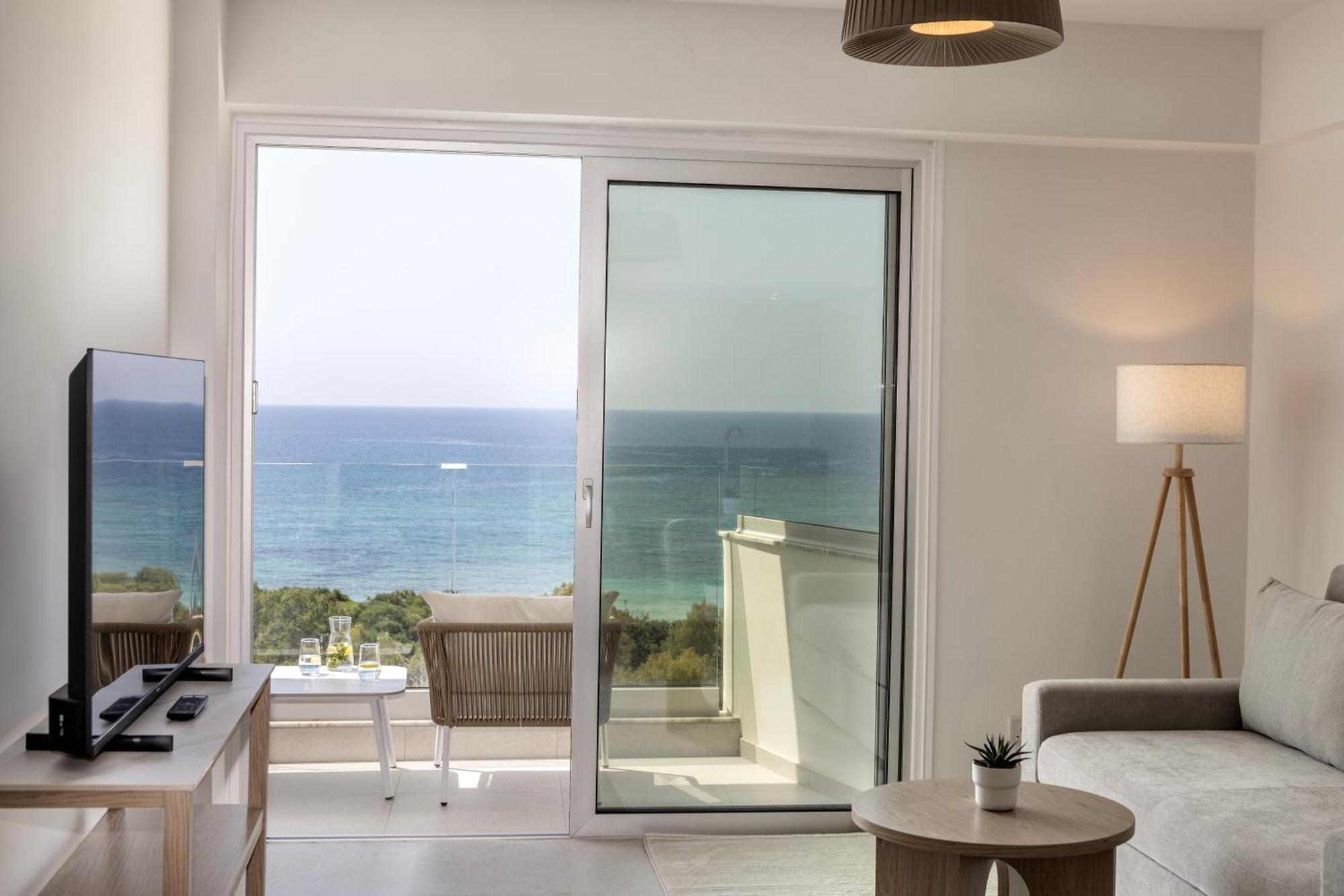 Deluxe Suite Sea View