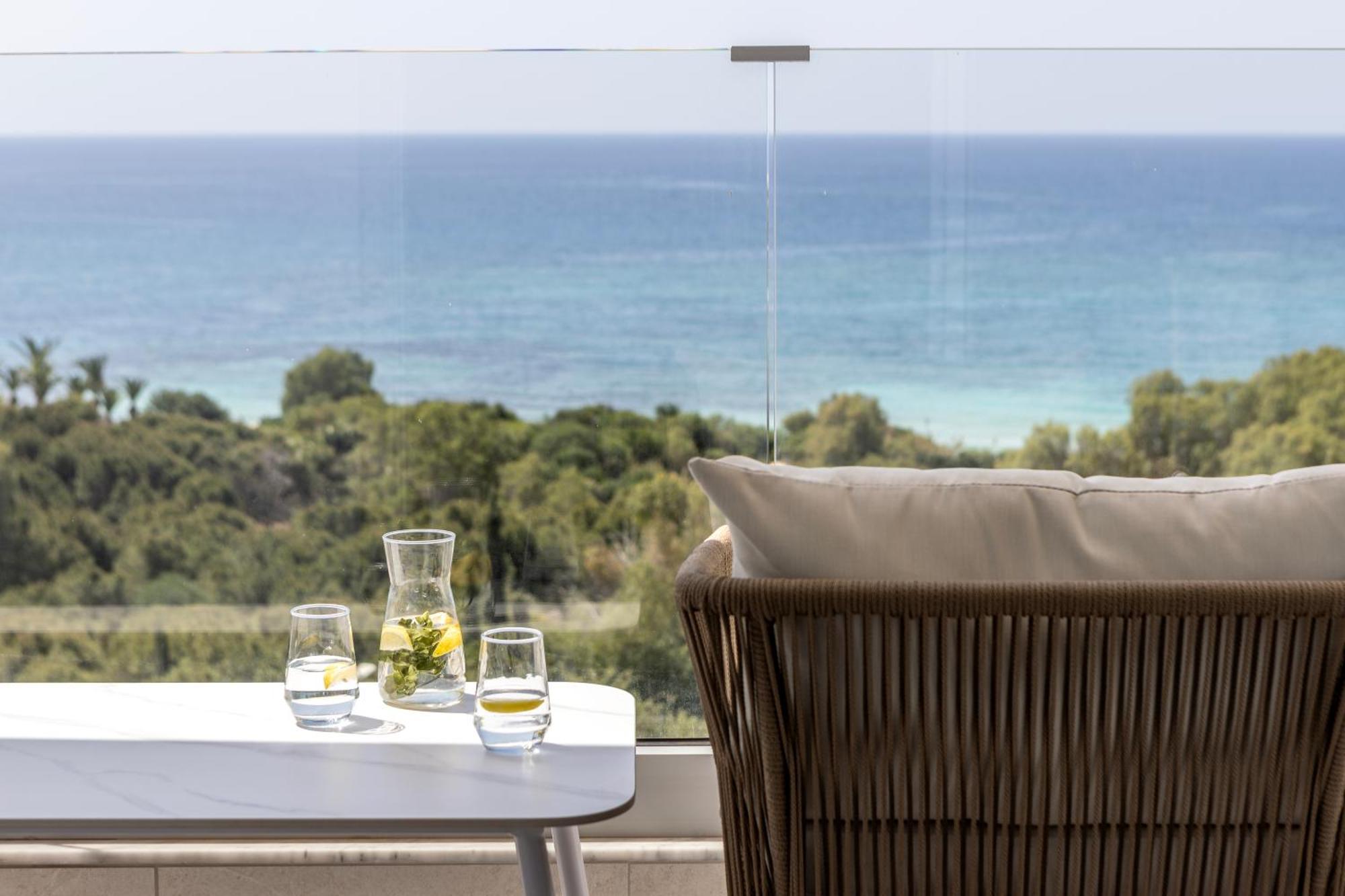 Deluxe Suite Sea View