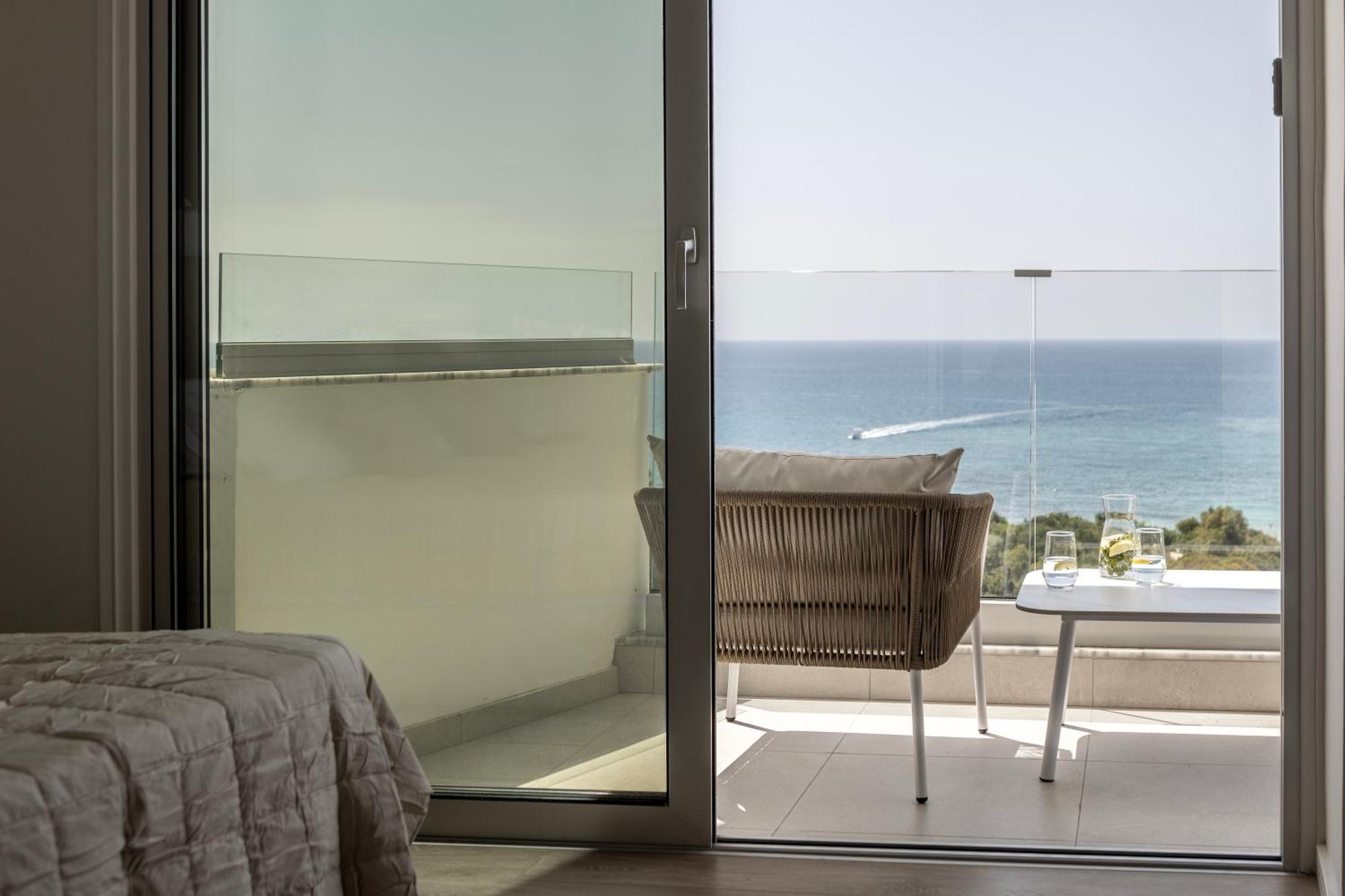 Deluxe Suite Sea View