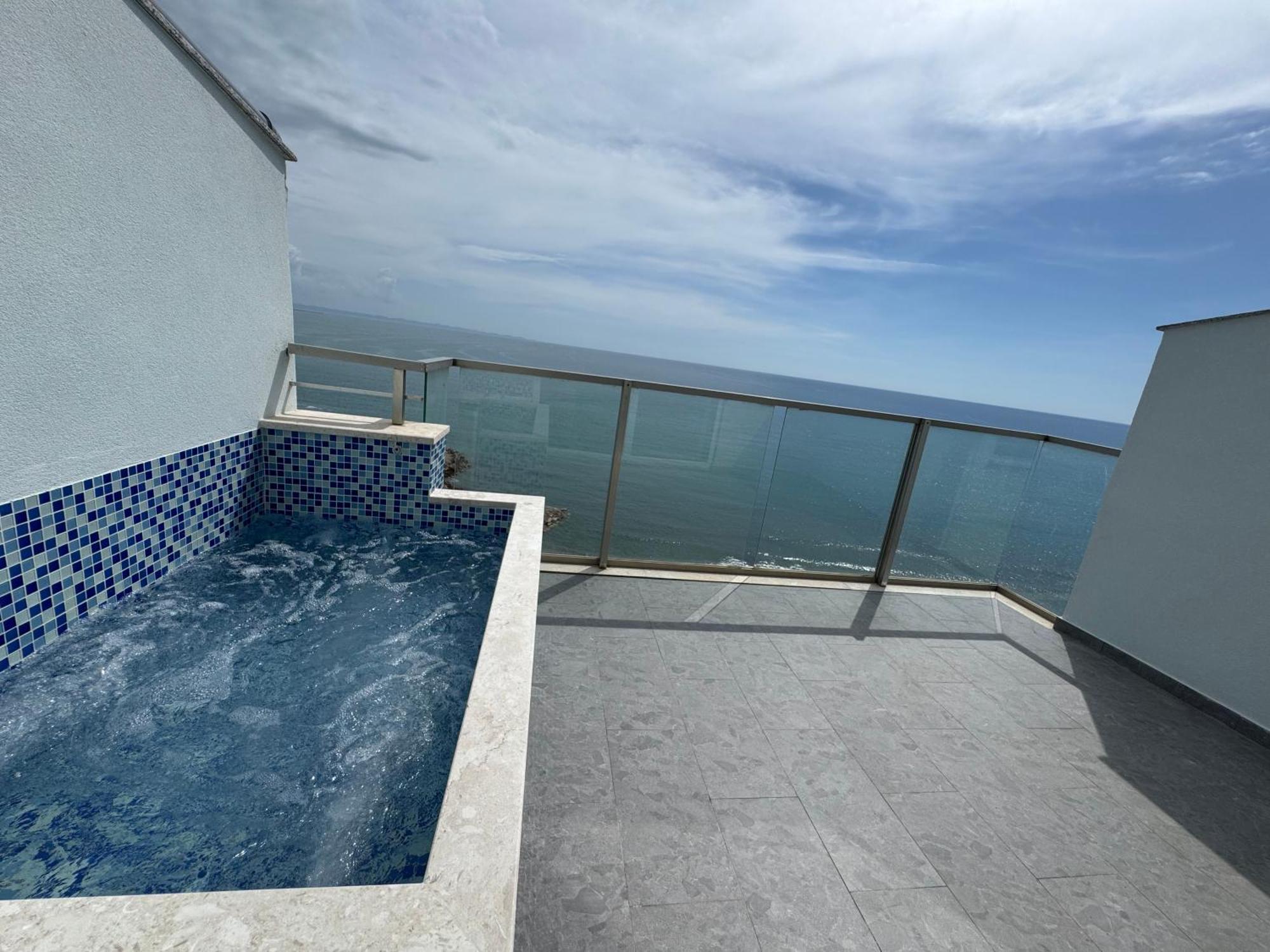 Deluxe Double or Twin Room Sea View