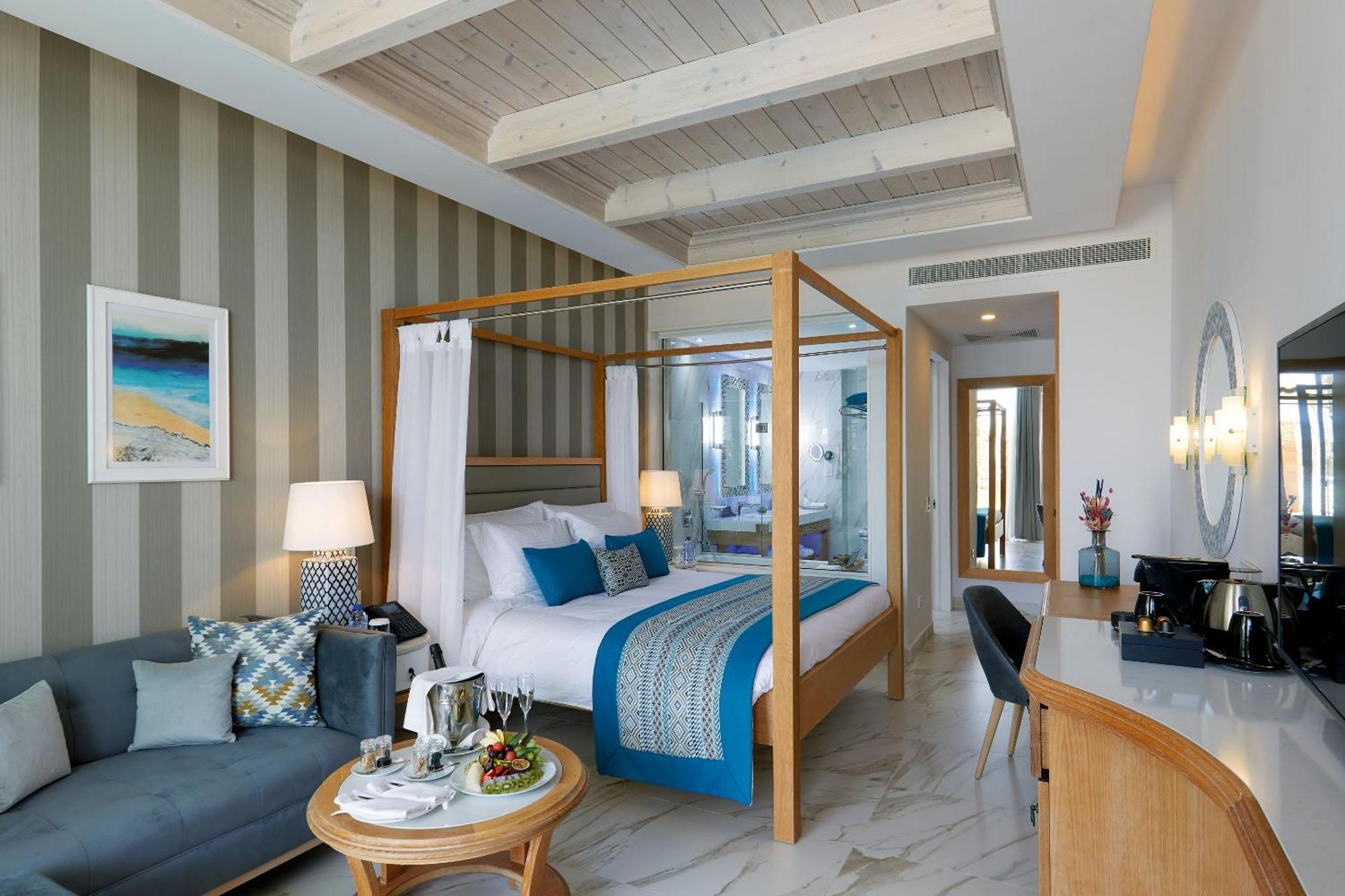 Superior Cabana Private Garden & Sea View