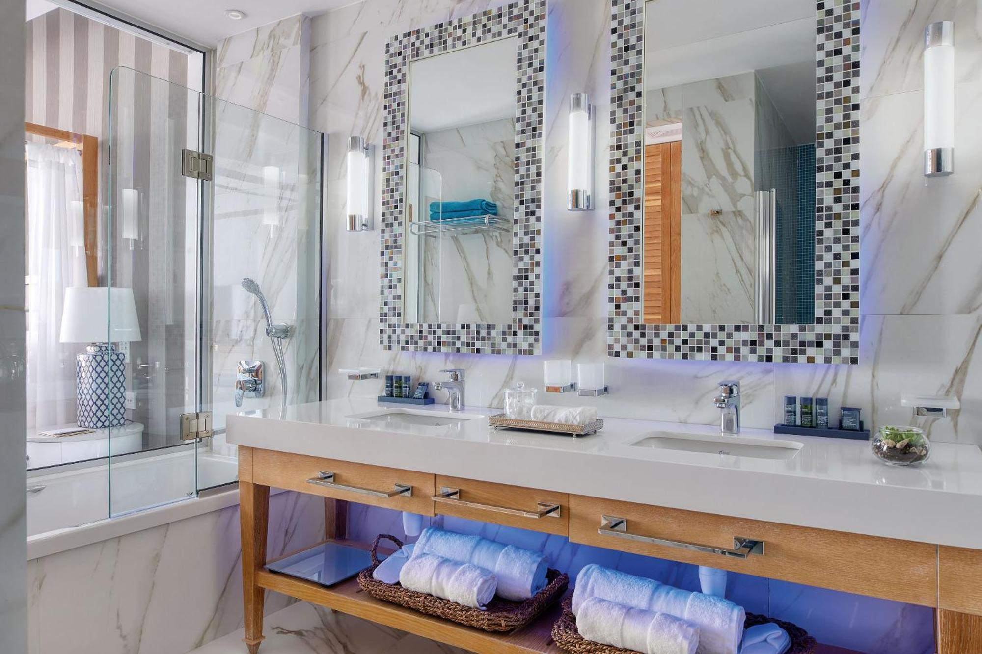 Superior Cabana Private Pool & Sea View