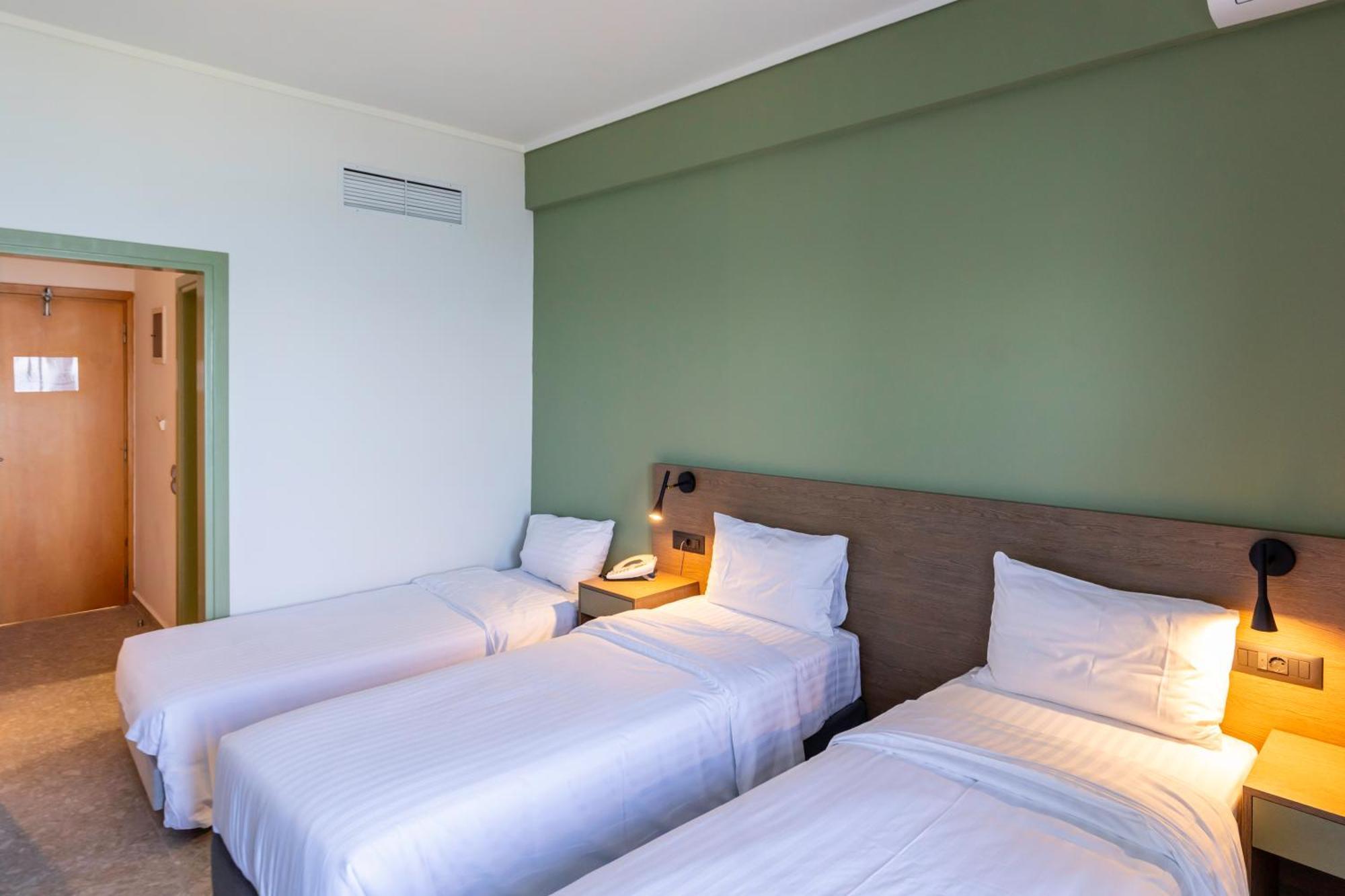 Triple Room Sea View