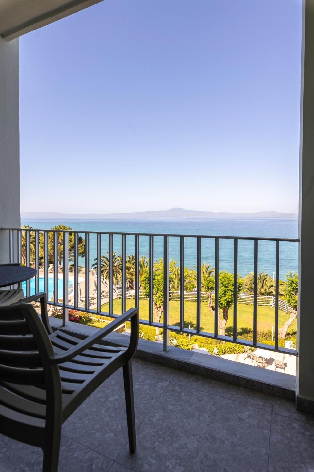 Quadruple Room Sea View