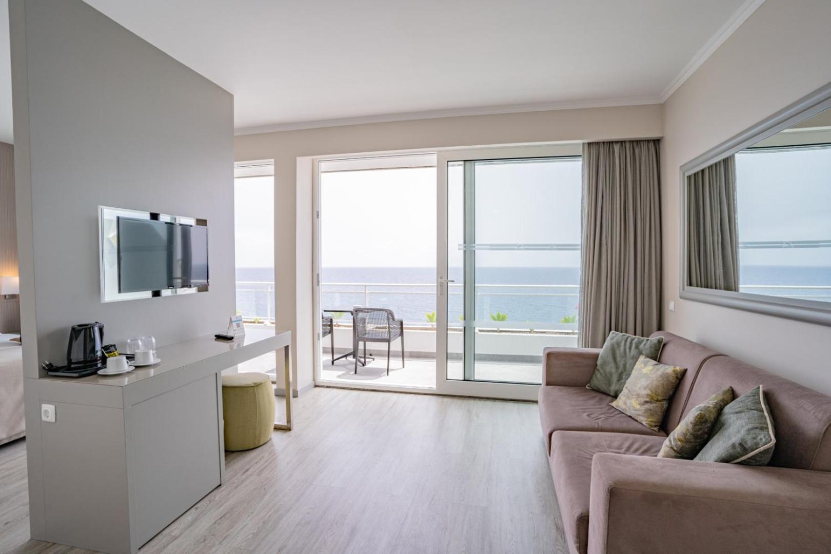 Deluxe Junior Suite