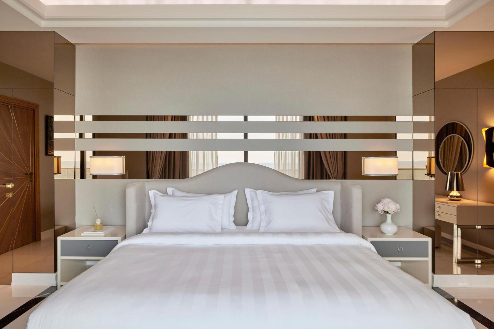 Royal Suite Private Pool Sea View
