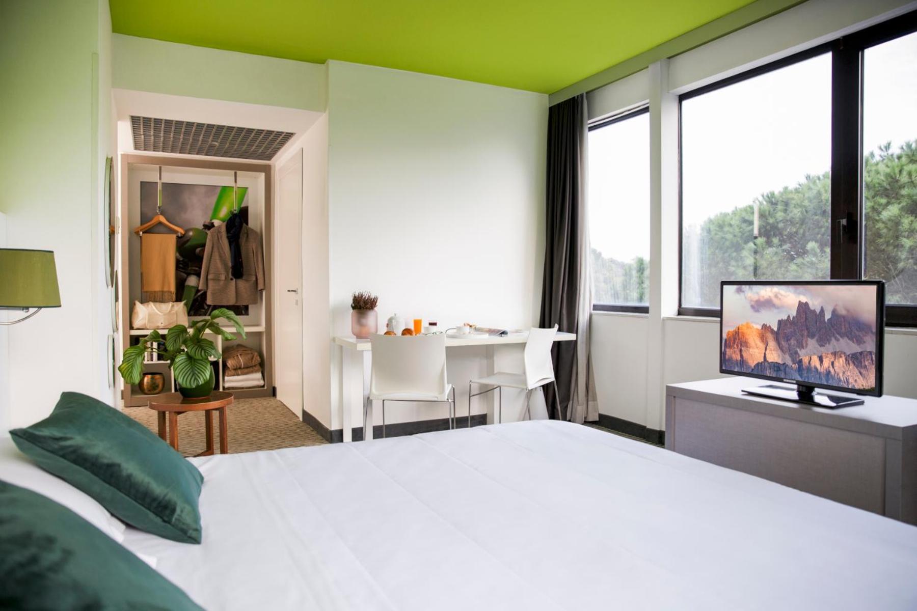 Deluxe Double Room,1693291558:JPEG