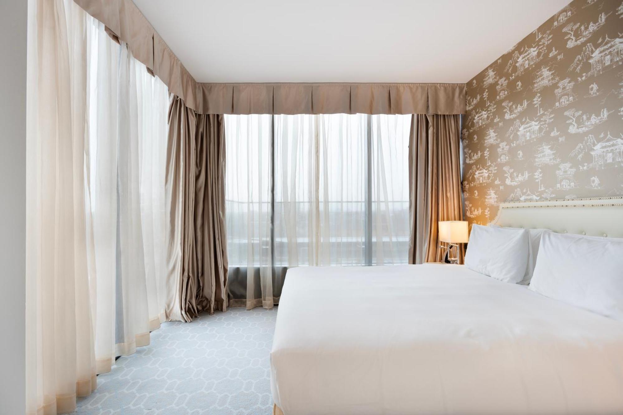 Studio Suite,1674731990:JPEG