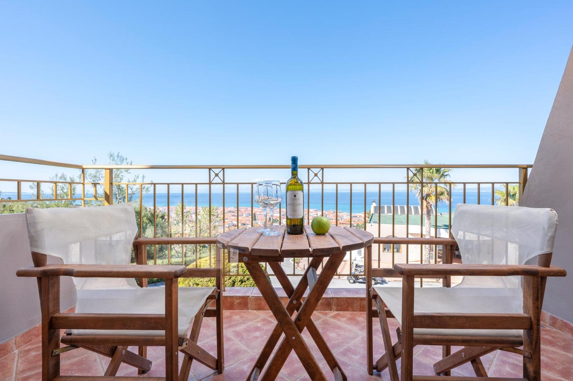 Classic Triple Room Sea View