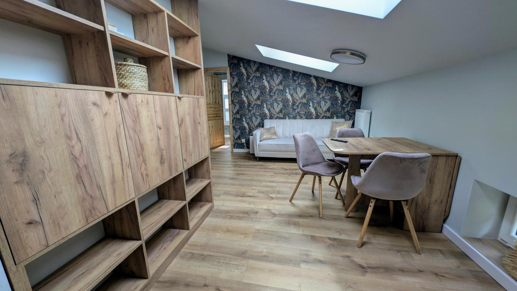 Junior Suite,1678810262:JPEG