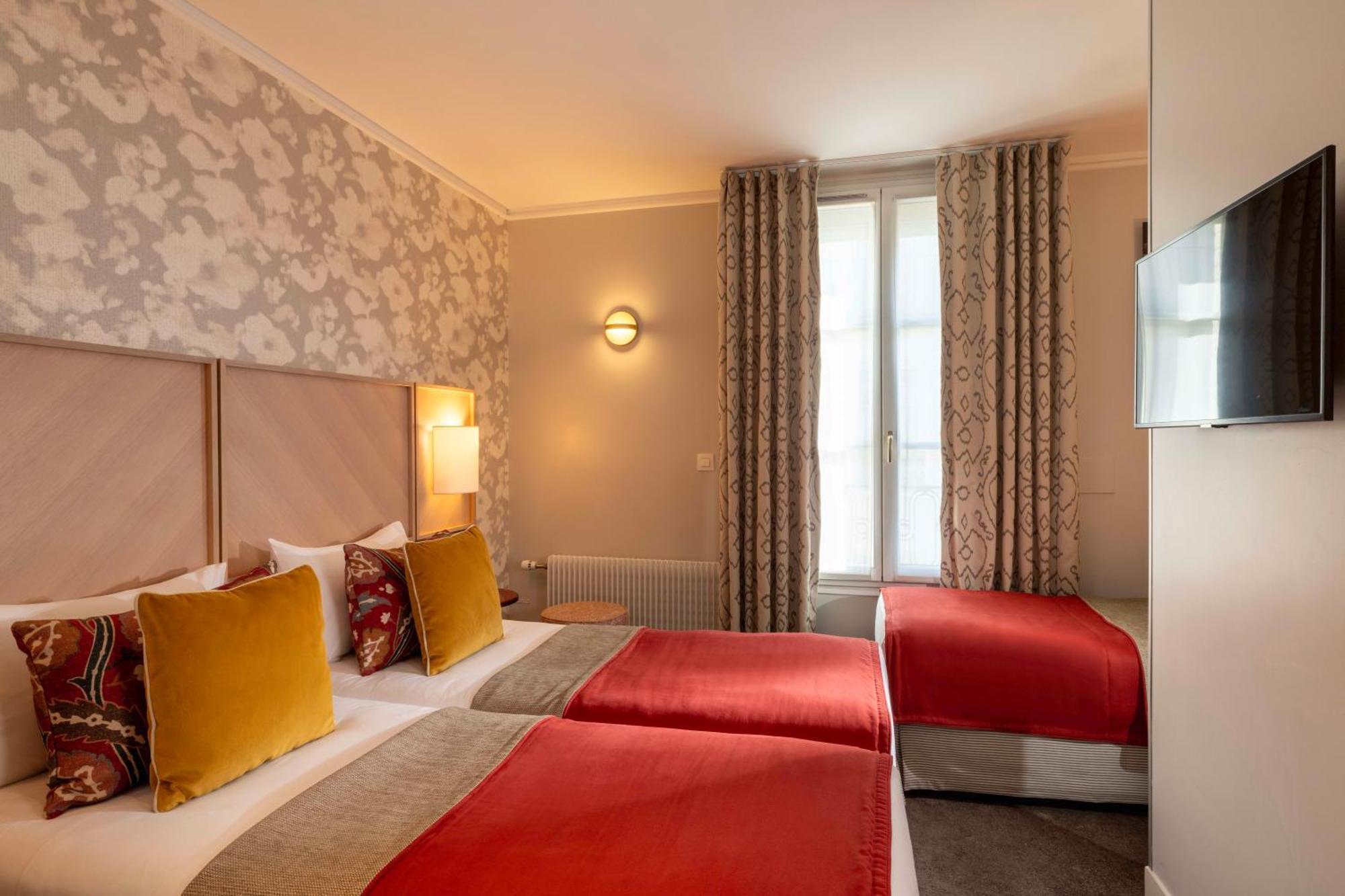 Comfort Triple Room