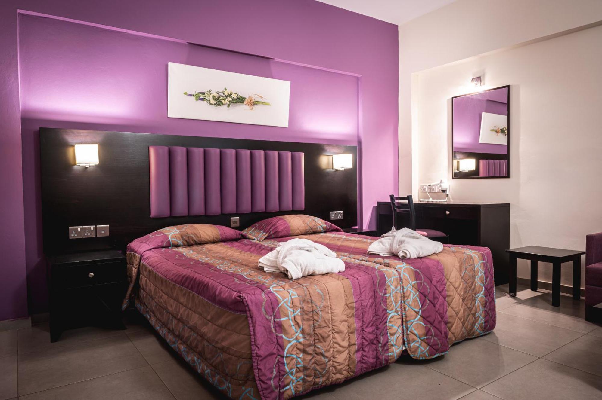 Superior Studio,1680578264:JPEG