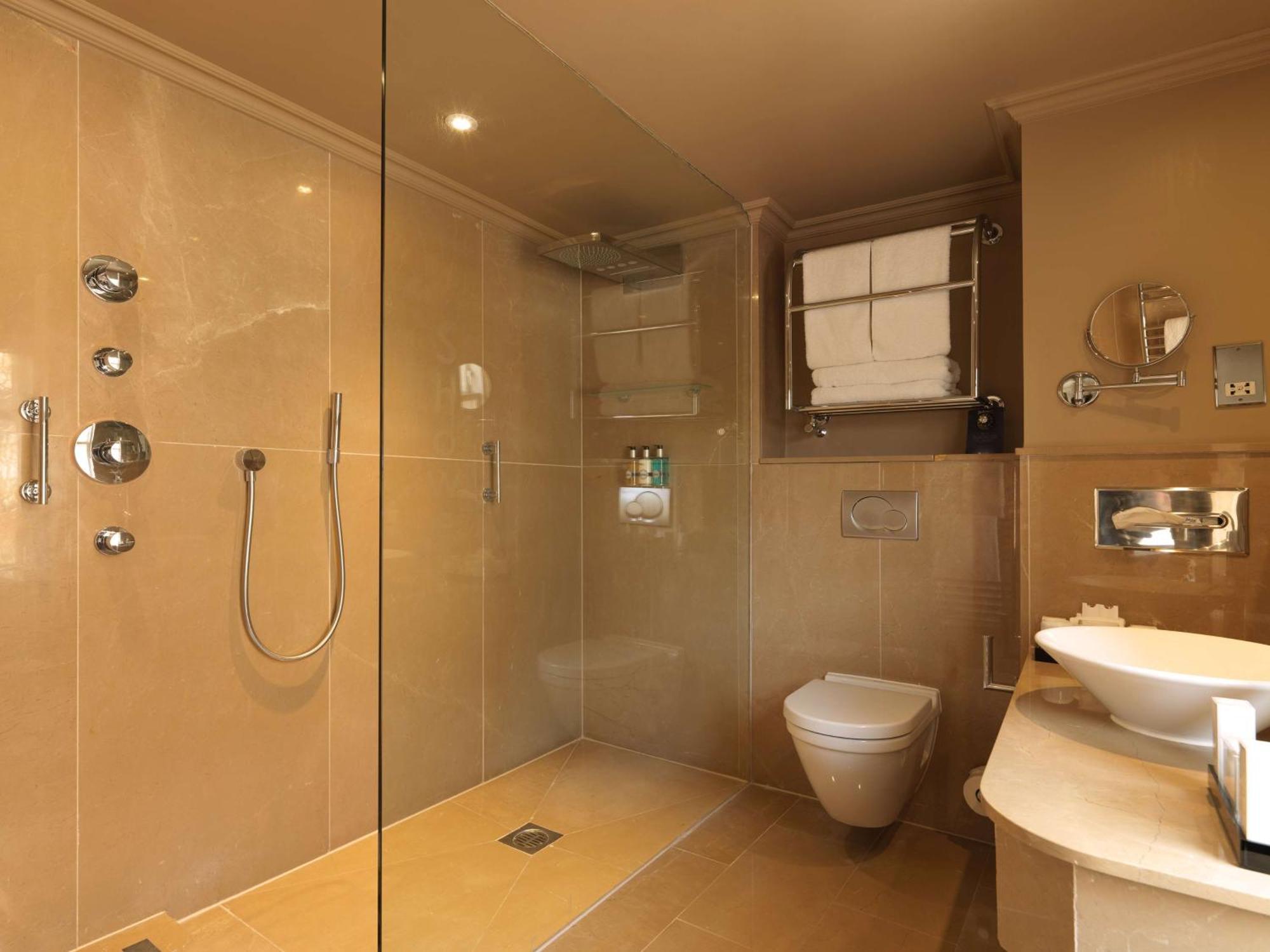 One-Bedroom Suite,1706385846:JPEG