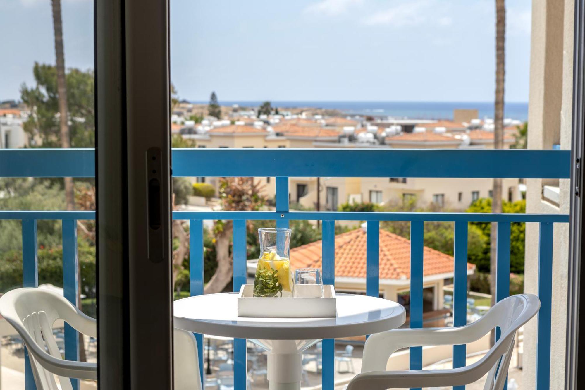 Standard Triple Room Pool View
