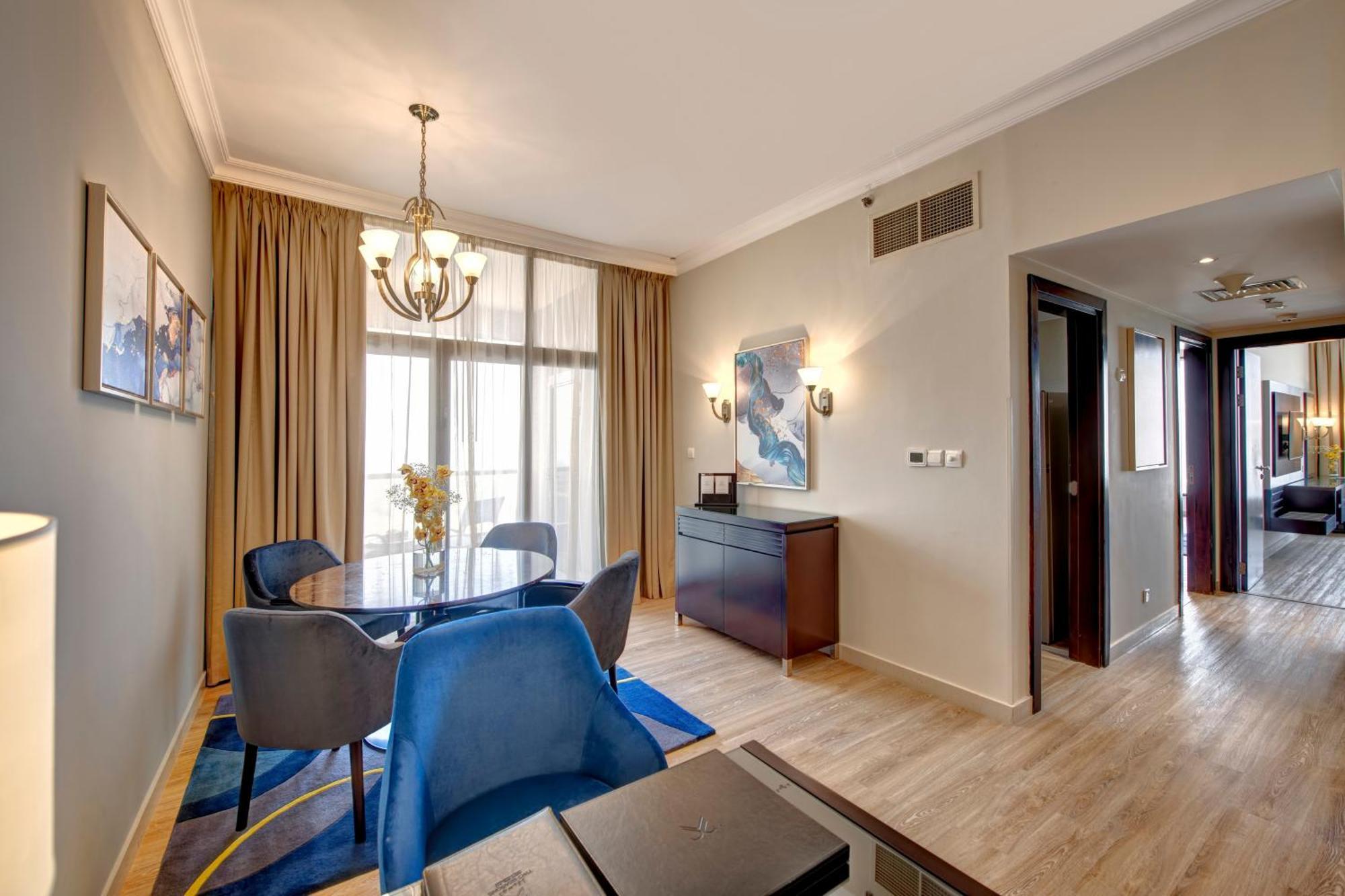 Two-Bedroom Apartment Sea View