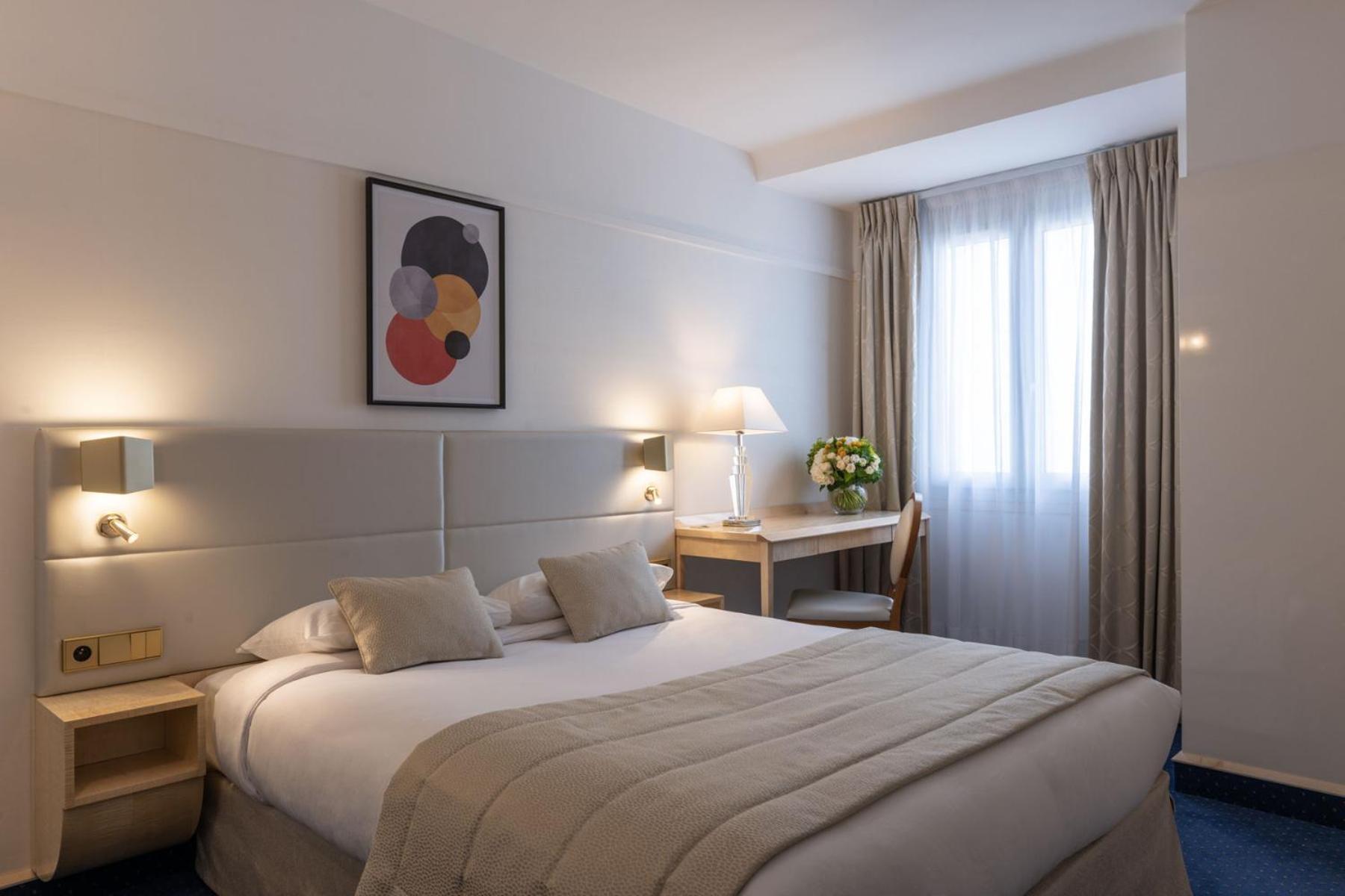 Superior Queen Room