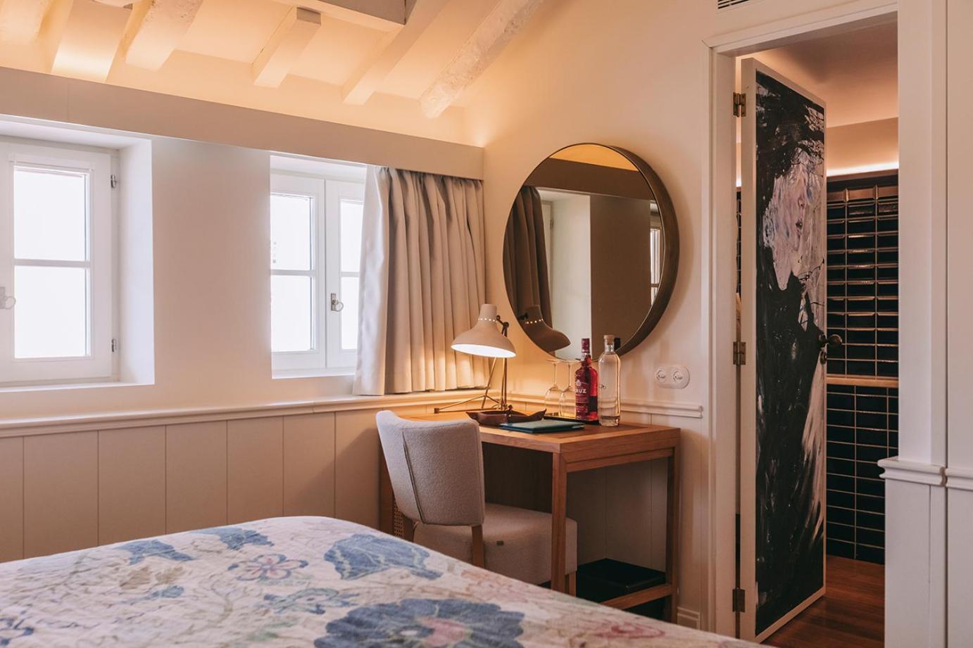 Deluxe Double Room City View