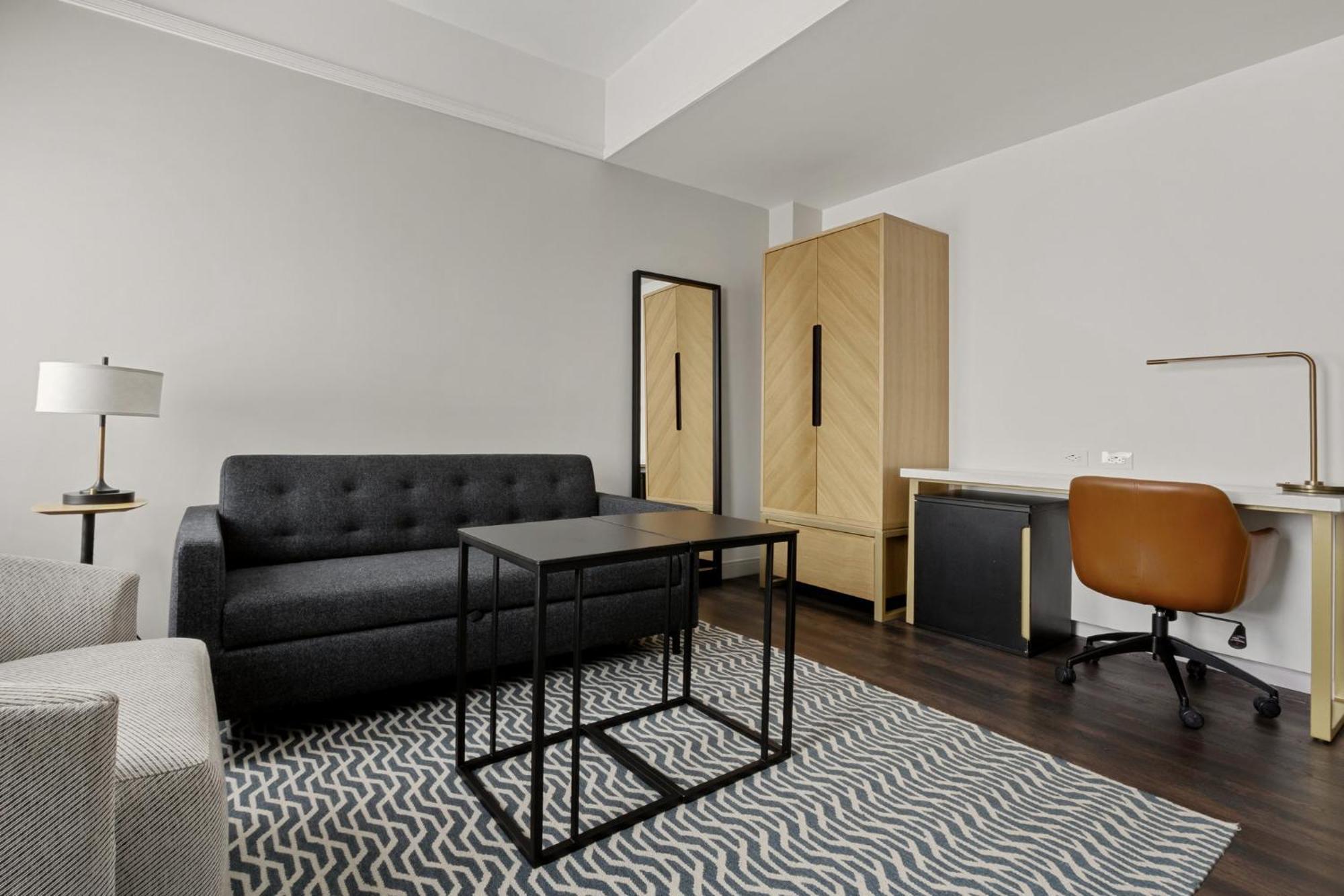 Nowo wyremontowany jednopokojowy apartament typu suite