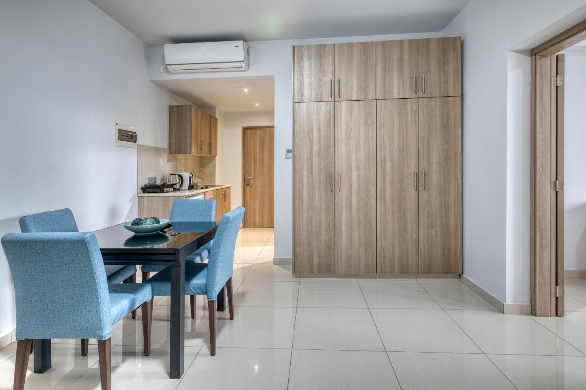 One-Bedroom Suite