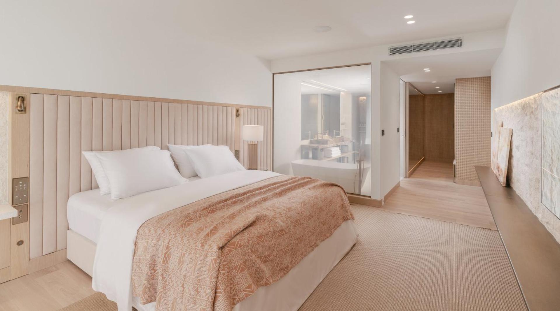 Standard Suite