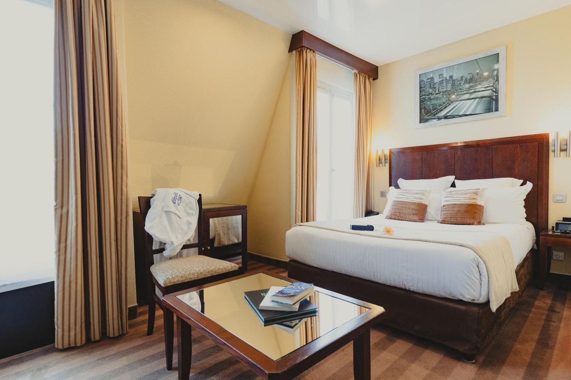 Deluxe Double Room Balcony