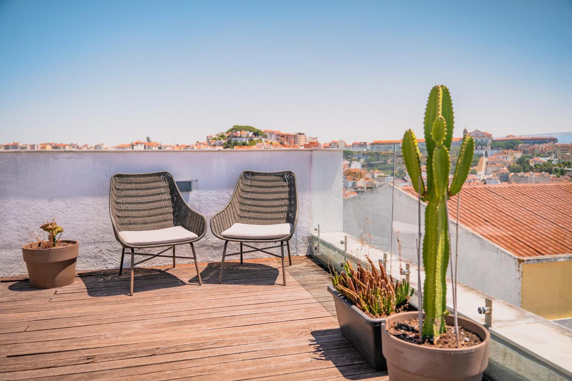 Signature Suite Terrace River View
