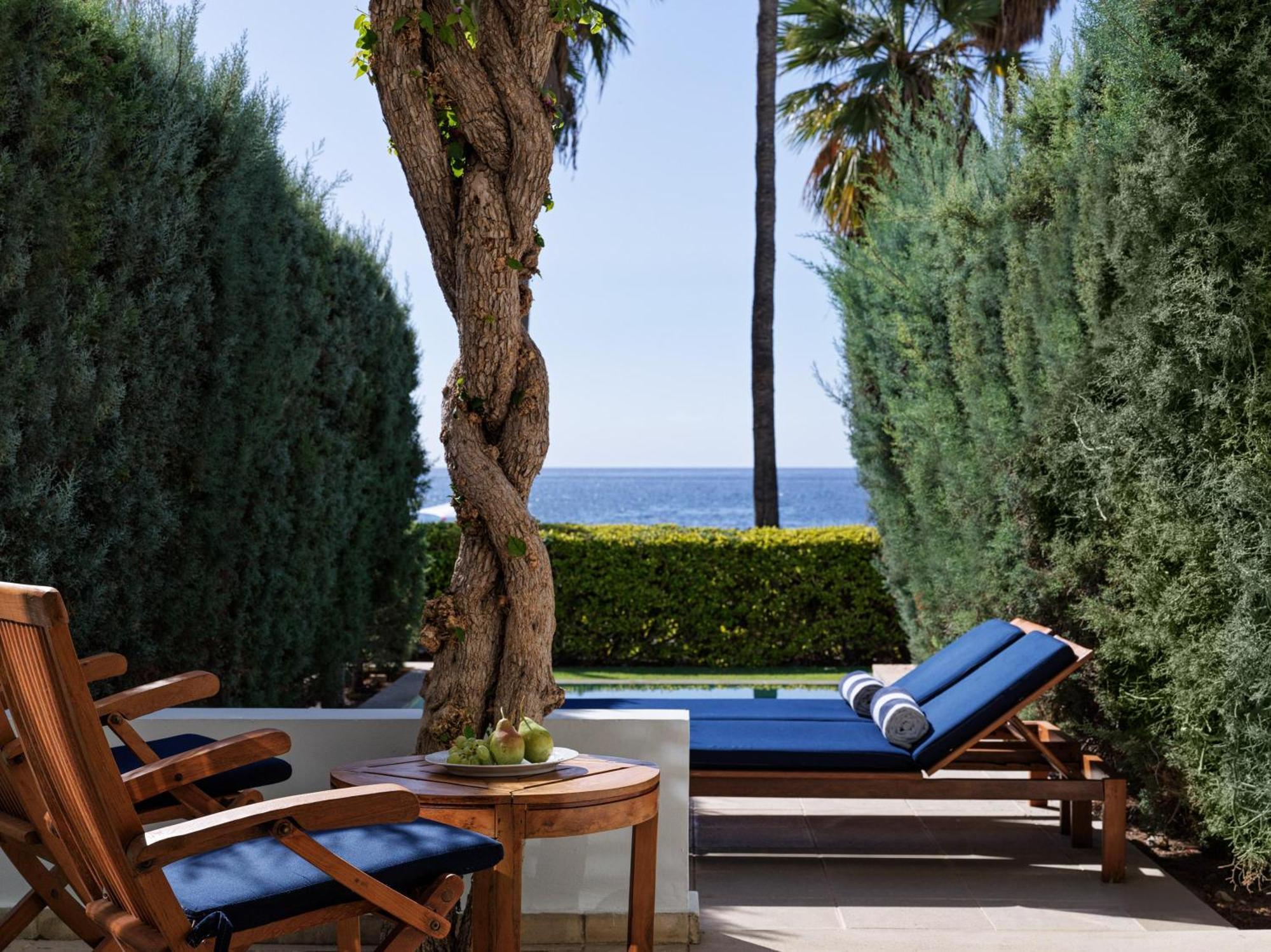 Studio Suite Private Plunge Pool