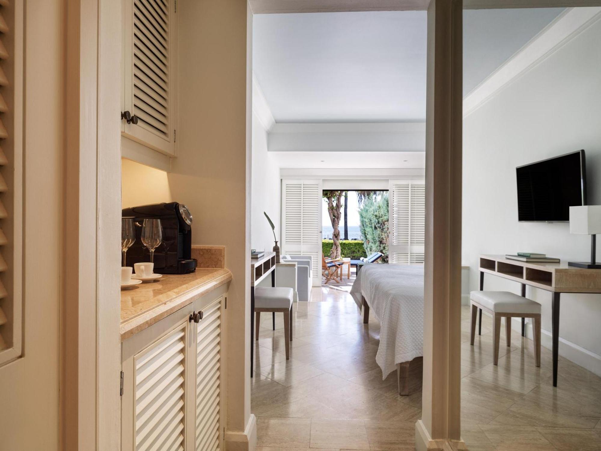 Studio Suite Private Plunge Pool