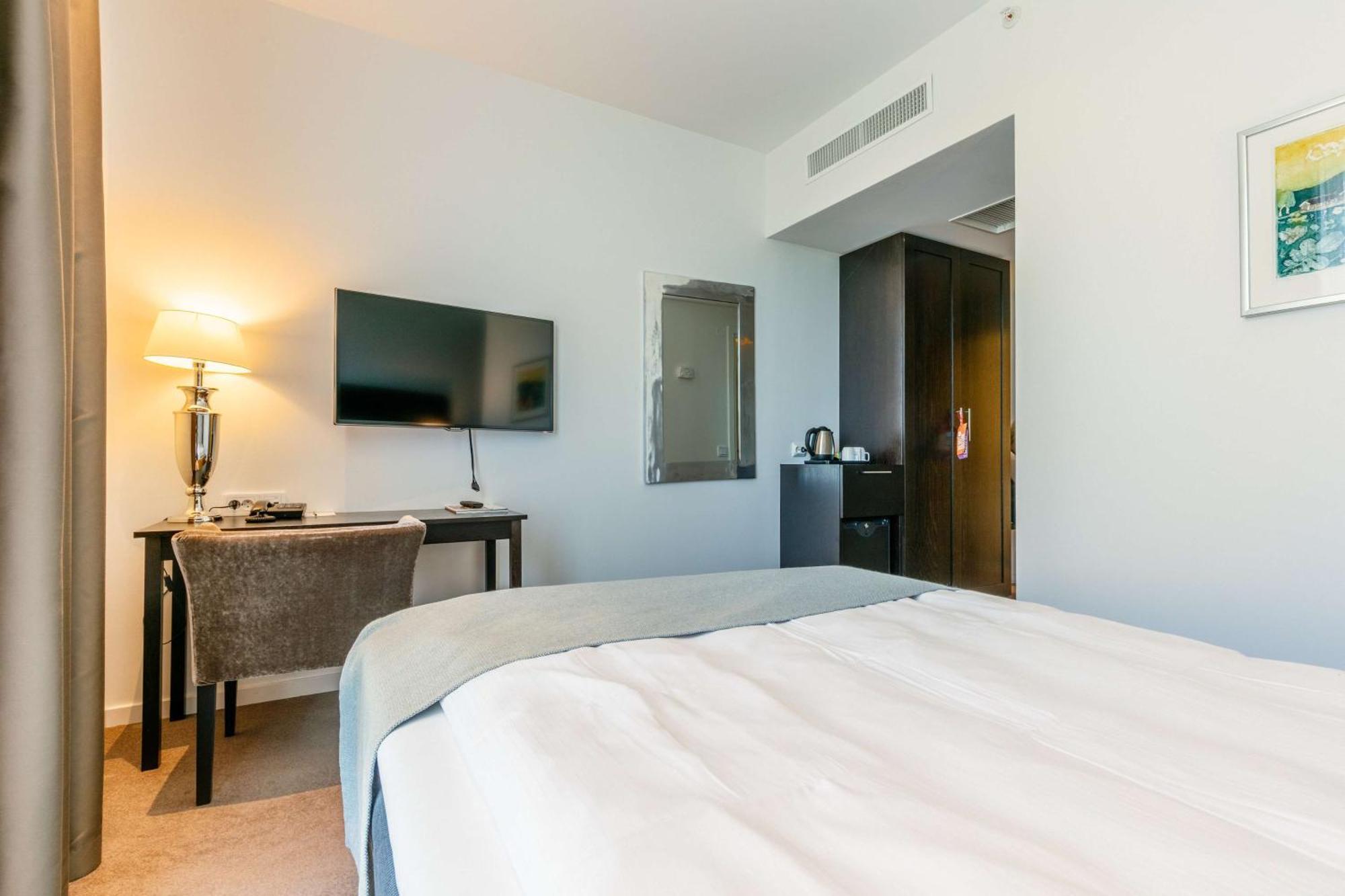 Superior Single Room