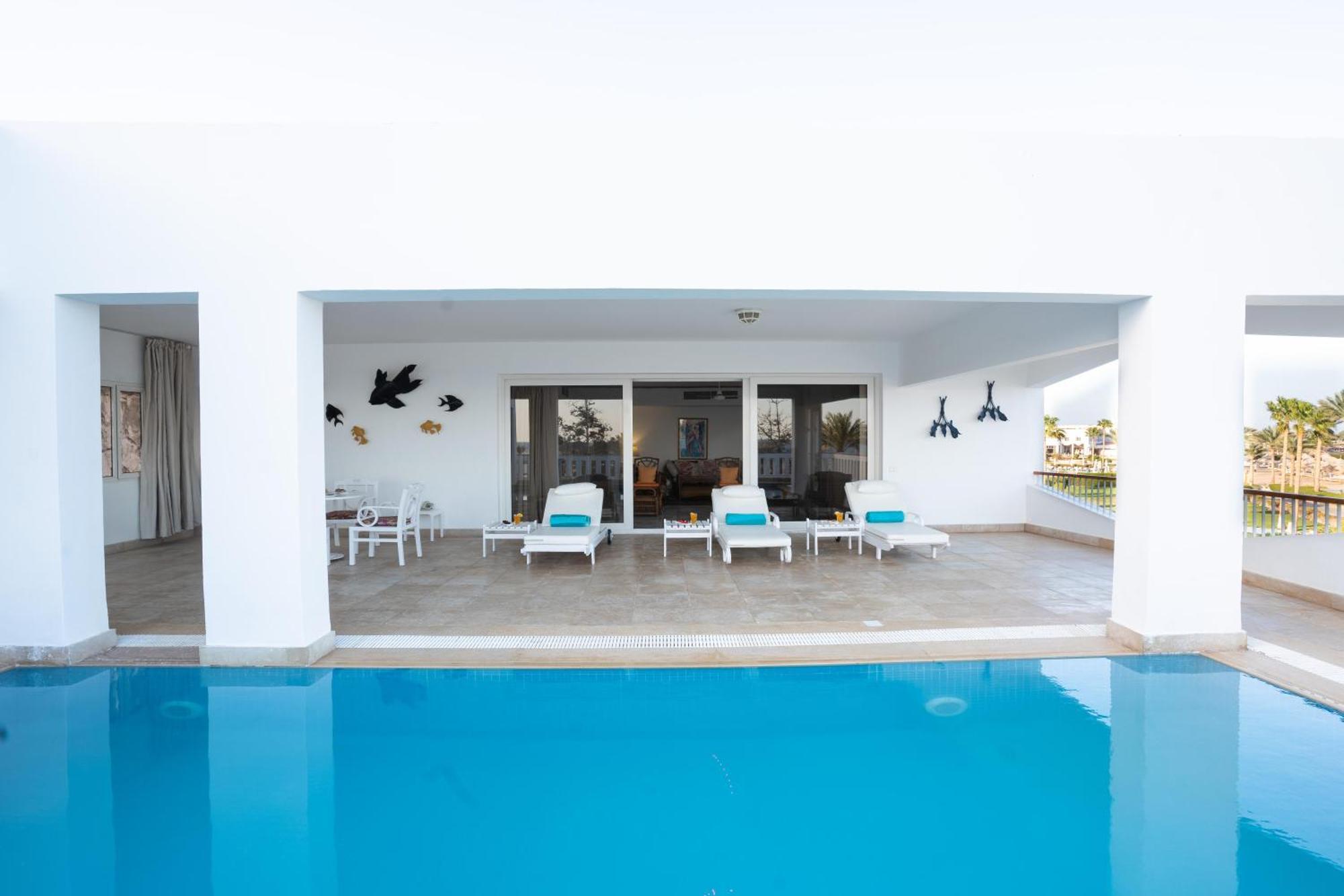 Royal Suite Private Swimming Pool